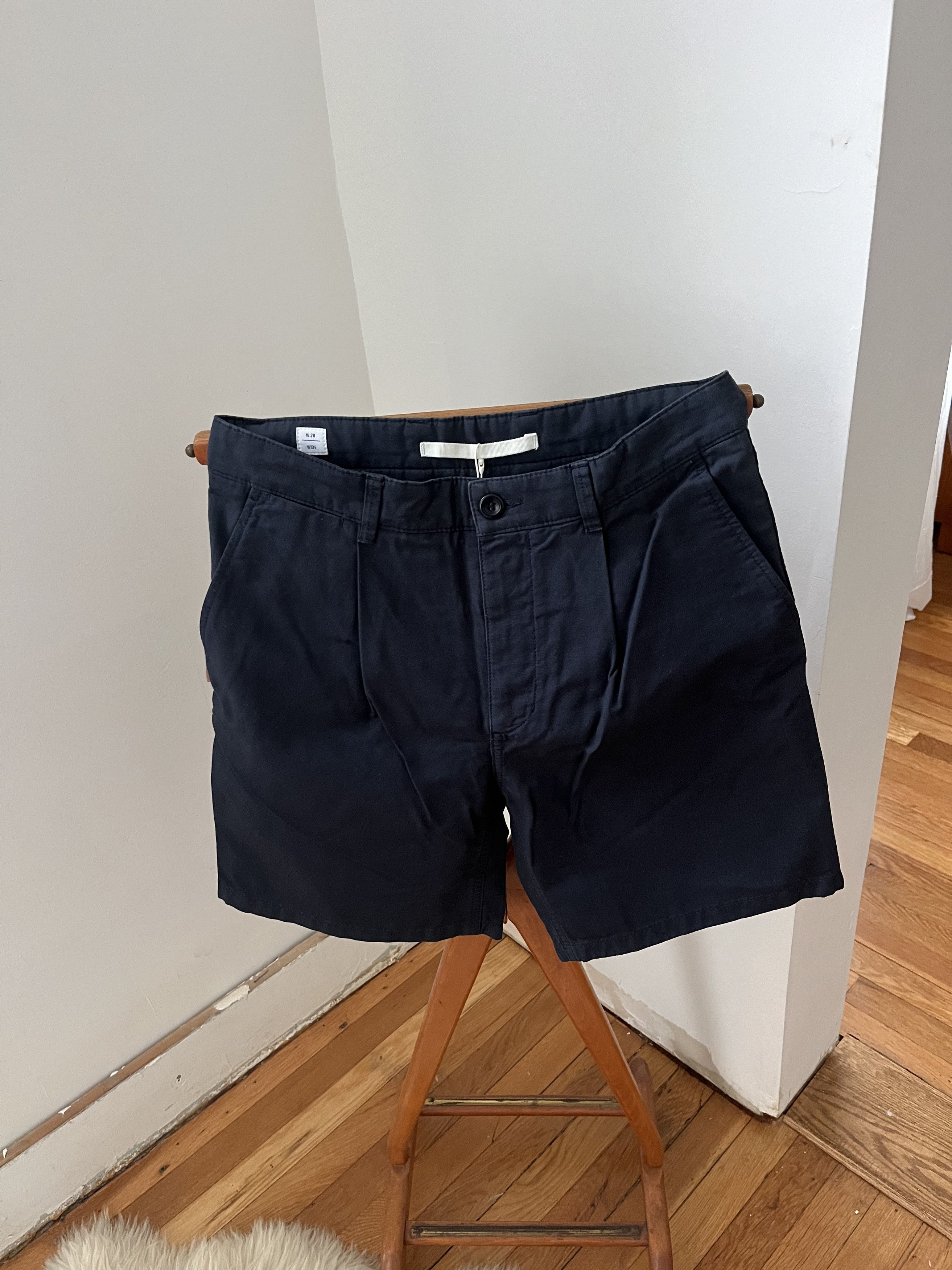 Norse Projects Norse Projects Wide Pleated Shorts Size US 28 / EU 44 - 1 Thumbnail
