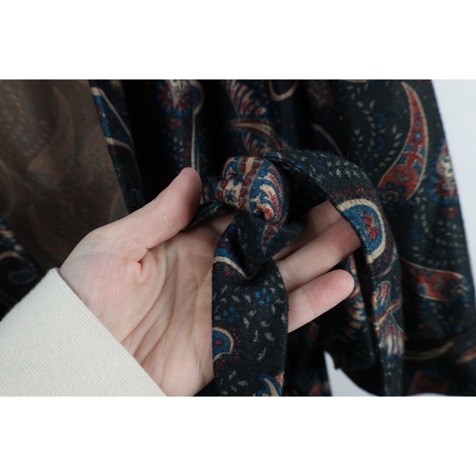 Vintage Vintage 90s Streetwear Chamois Cloth Rainbow Paisley Robe Size US L / EU 52-54 / 3 - 9 Thumbnail