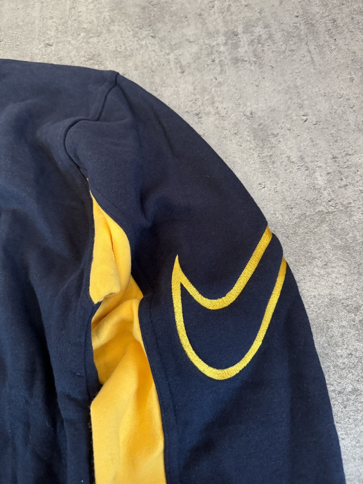 Nike × Vintage Nike Bootleg 90s vintage rap skate boxy sweatshirt swoosh Size US L / EU 52-54 / 3 - 4 Thumbnail