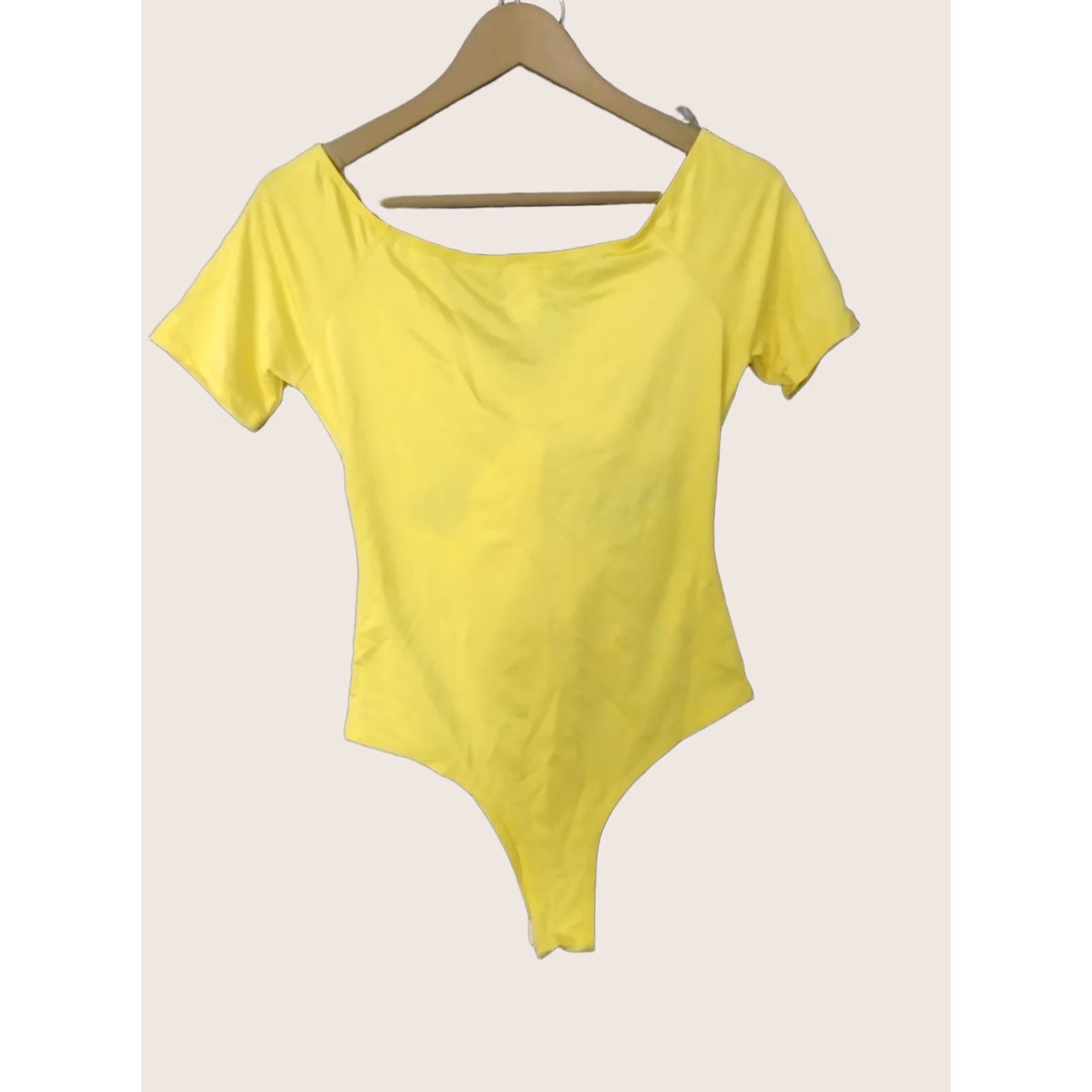 Vintage MAGIA Bodysuit Women Solid Yellow Short Sleeve Open Tummy Tie Front Size L Size L / US 10 / IT 46 - 1 Thumbnail