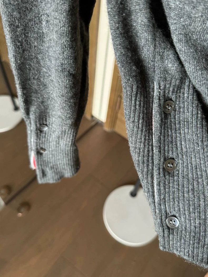 Thom Browne Thom Browne Cashmere cardigan Size US M / EU 48-50 / 2 - 4 Thumbnail