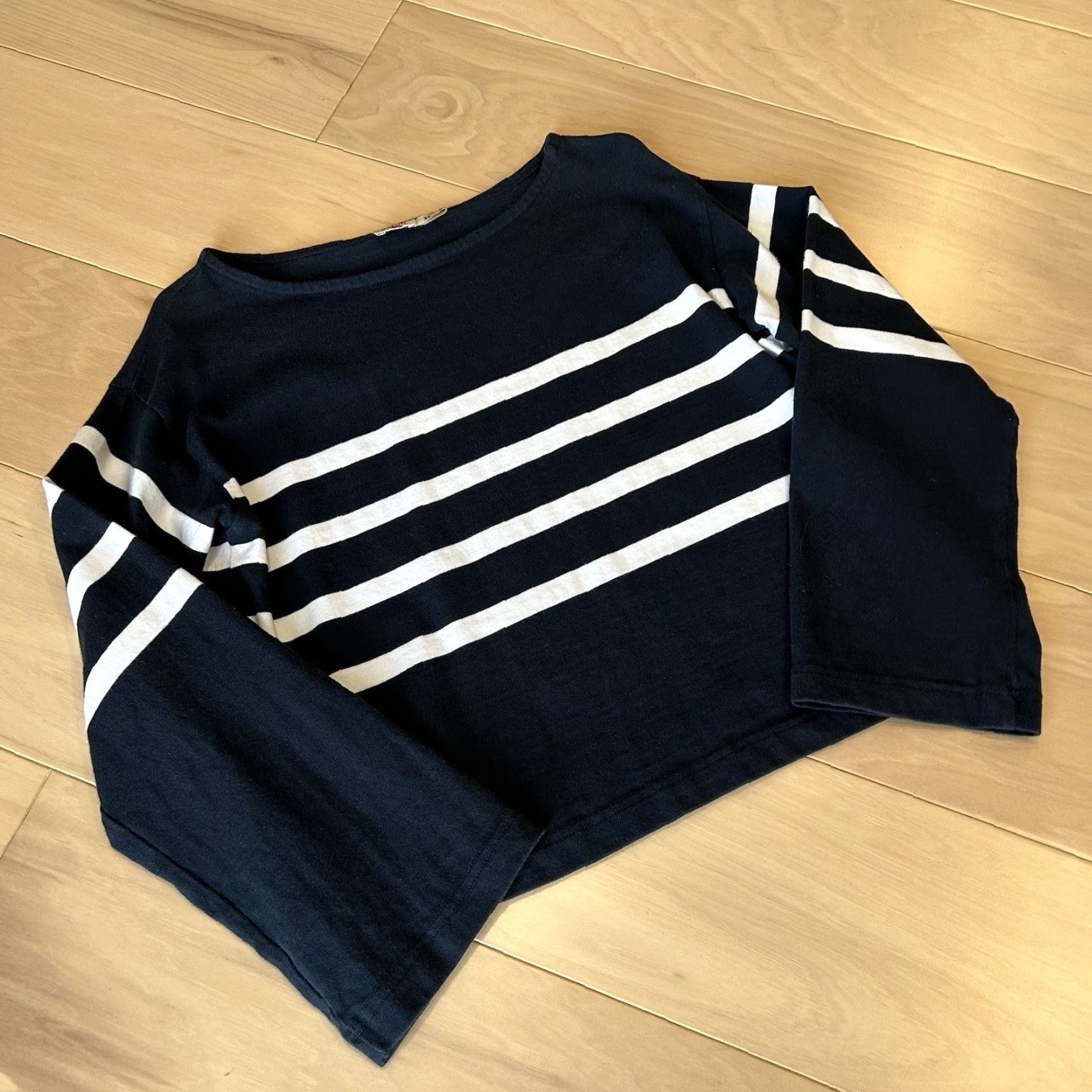 Faherty Faherty Shirt Women XS Blue Striped Long Sleeve Cotton Sport Jersey Tee Boat Neck Relaxed Fit All Seasons Casual Nautical Size XS / US 0-2 / IT 36-38 - 3 Thumbnail