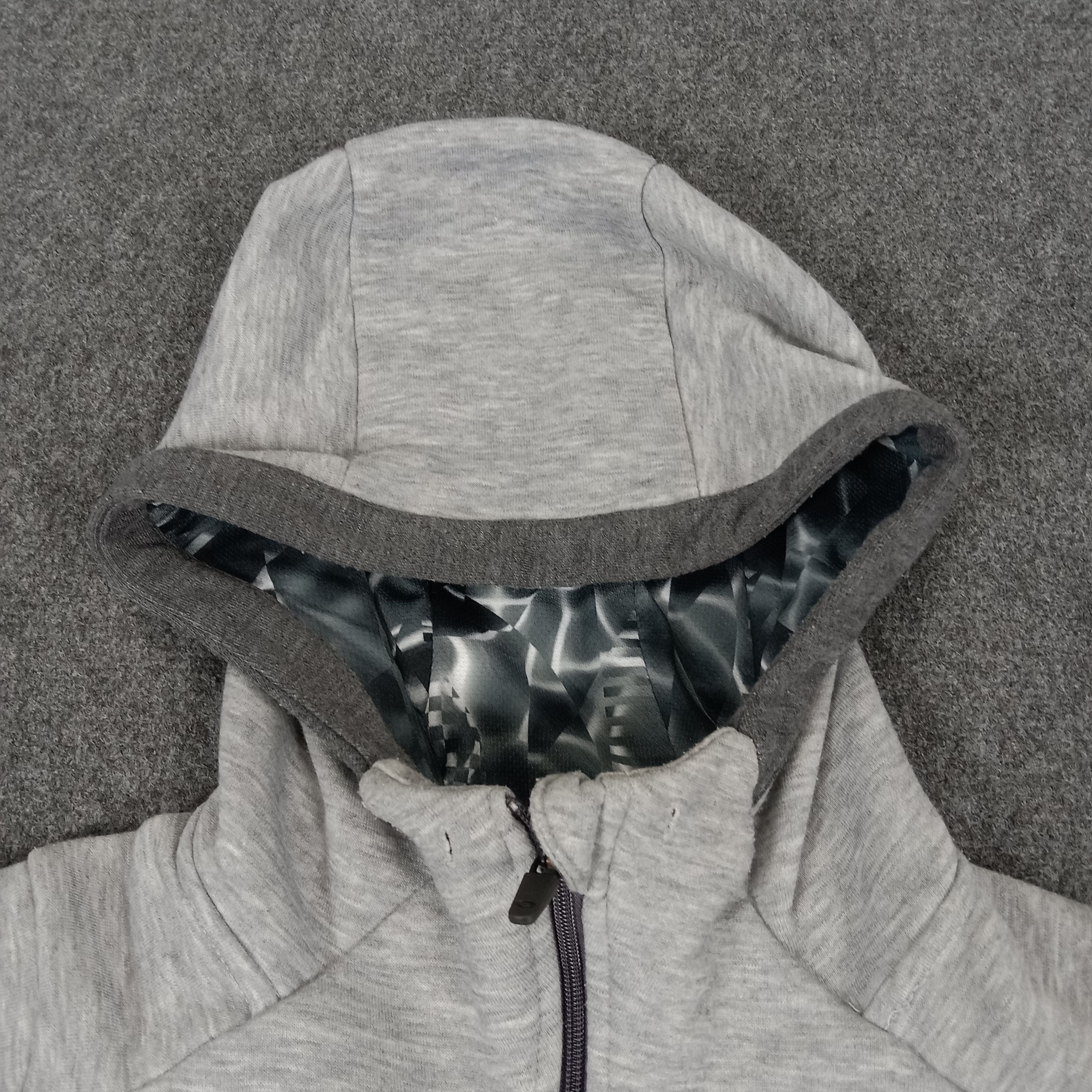 Oakley × Vintage OAKLEY Camo Logo Utility Style Zipper Hoodie Size US M / EU 48-50 / 2 - 11 Thumbnail