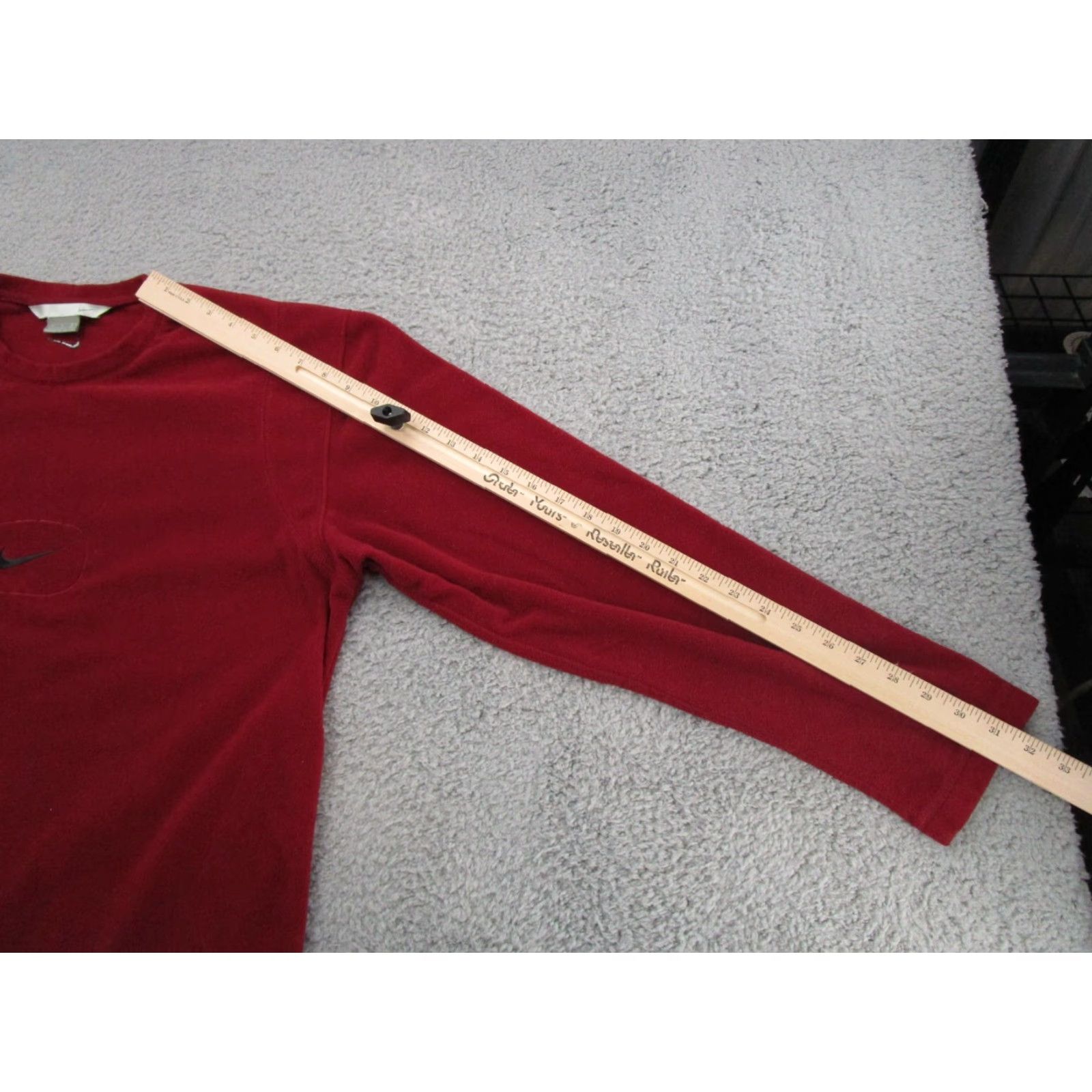 Nike VINTAGE Nike Center Swoosh Silver Tag Red Fleece Sweatshirt in Size Medium Size US M / EU 48-50 / 2 - 7 Thumbnail