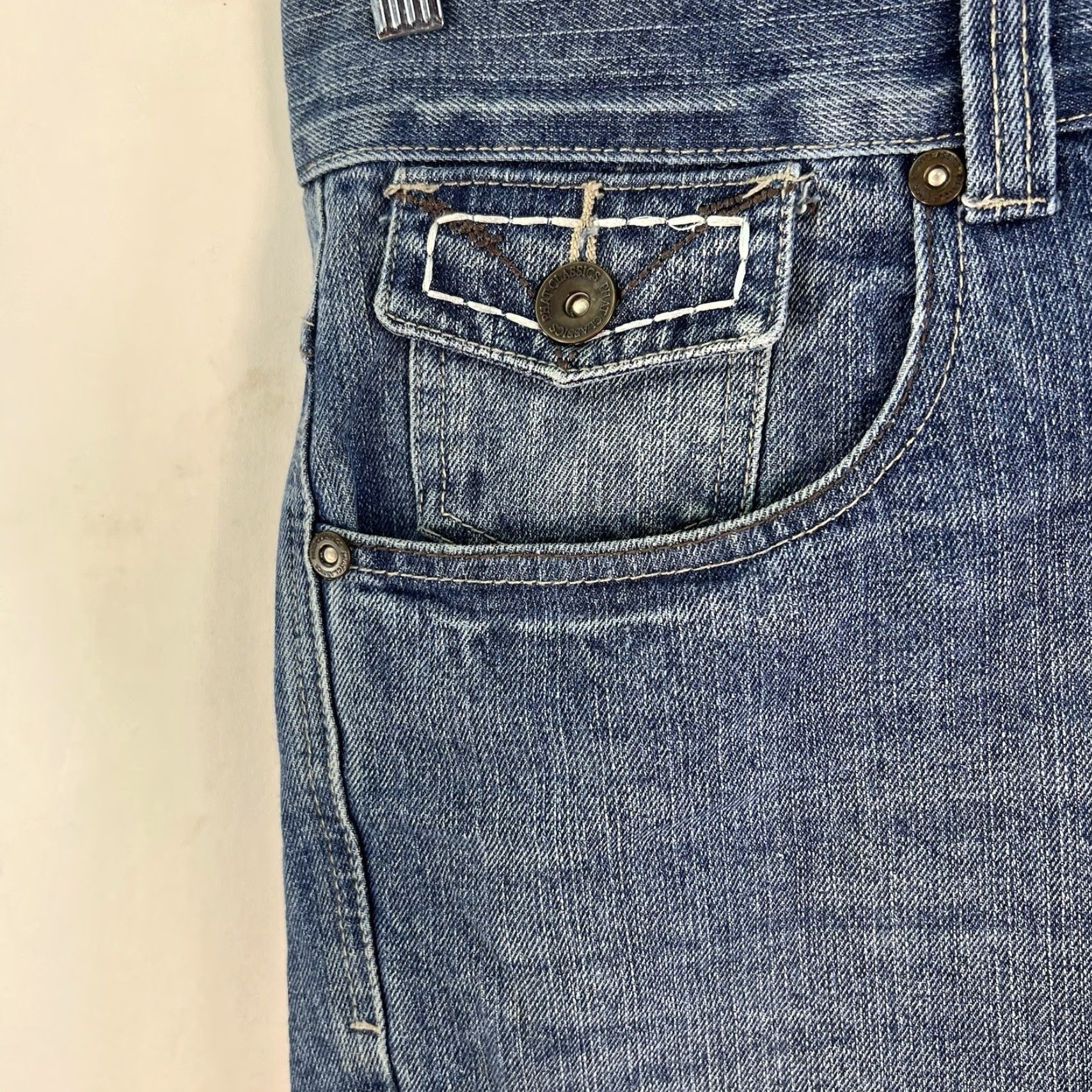Phat Farm Phat Classic Denim Jeans 5-Pocket Design Blue Distressed Mens Size 44 X32 Regular Waist 46in Phat Farm Wide-Leg High Rise Relaxed Jeans Size US 44 / EU 60 - 7 Thumbnail