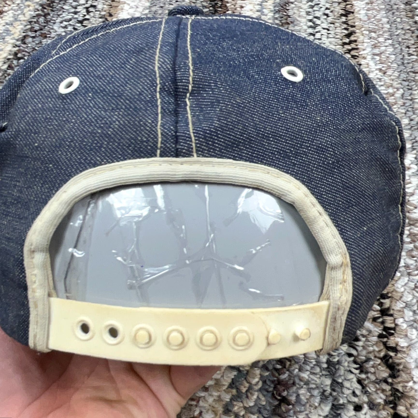 Vintage VINTAGE Louisville MFG Trucker Hat Cap Adjustable Denim Cotton Blue 80s 90s USA Logo Classic Outdoor Men's Size ONE SIZE - 7 Thumbnail