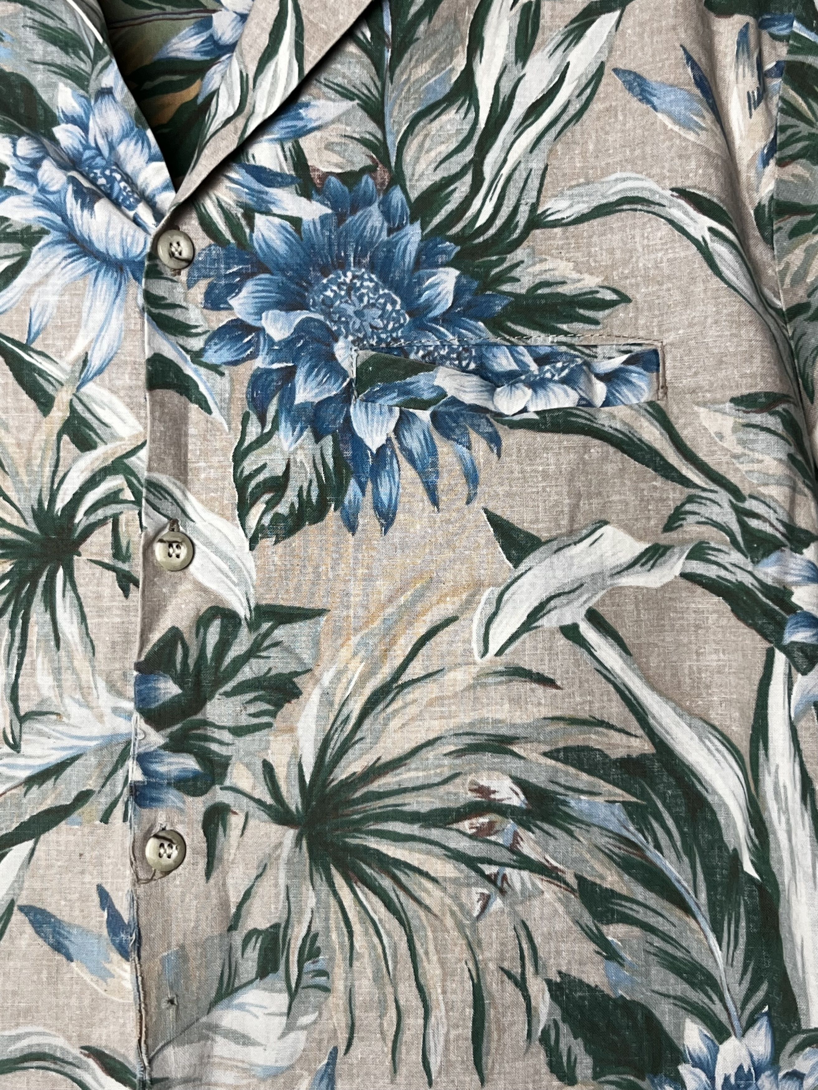 Vintage Vntg 70s Hawaiian Aloha Shirt: Barefoot in Paradise Floral Size US L / EU 52-54 / 3 - 6 Thumbnail