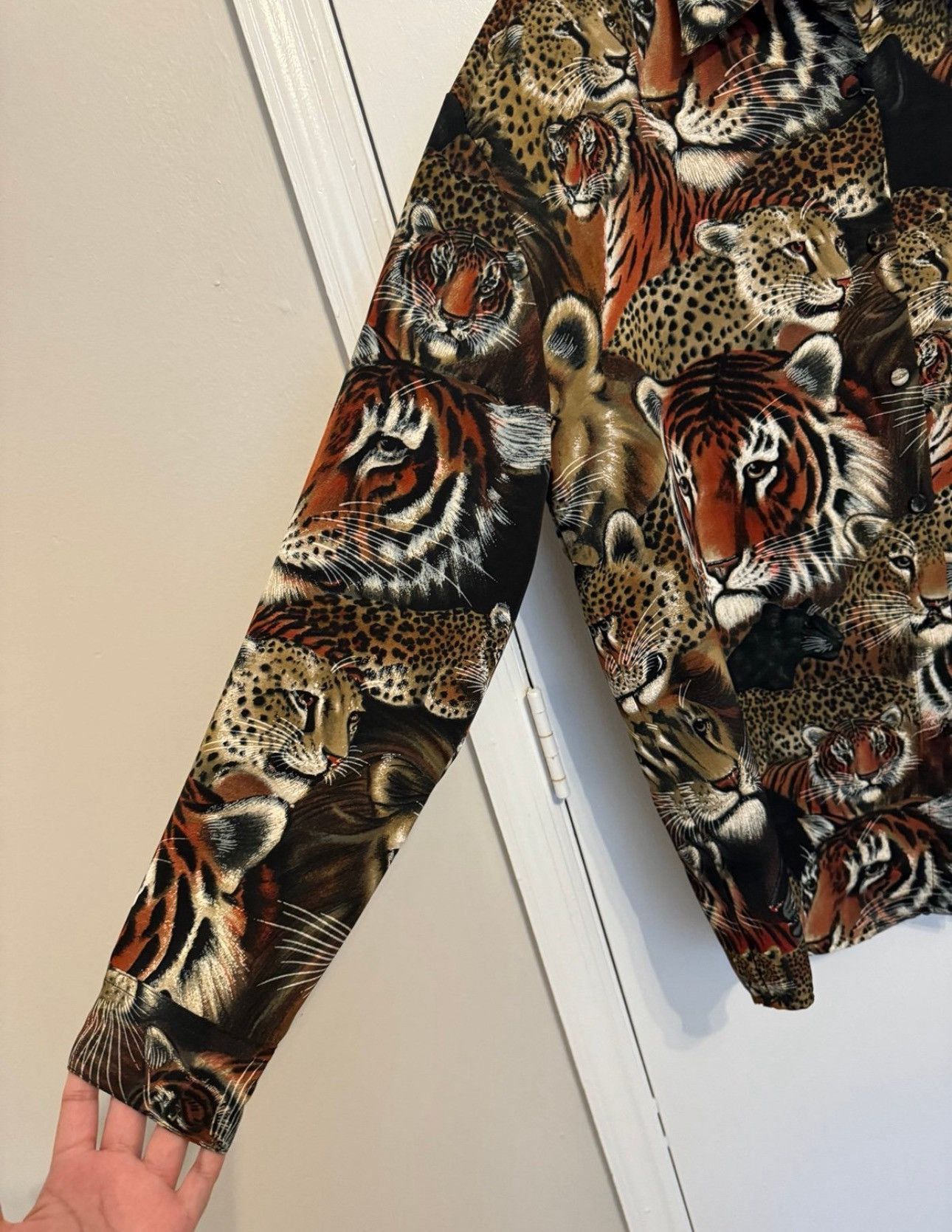 Other Vintage Milano Tiger, Lion & Leopard Shirt Size Large Size L / US 10 / IT 46 - 6 Thumbnail