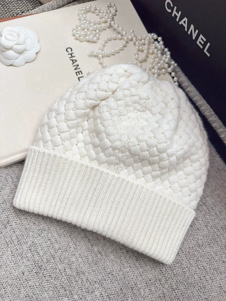 Chanel Chanel 25A new beige pineapple knitted cold hat Size ONE SIZE - 3 Thumbnail