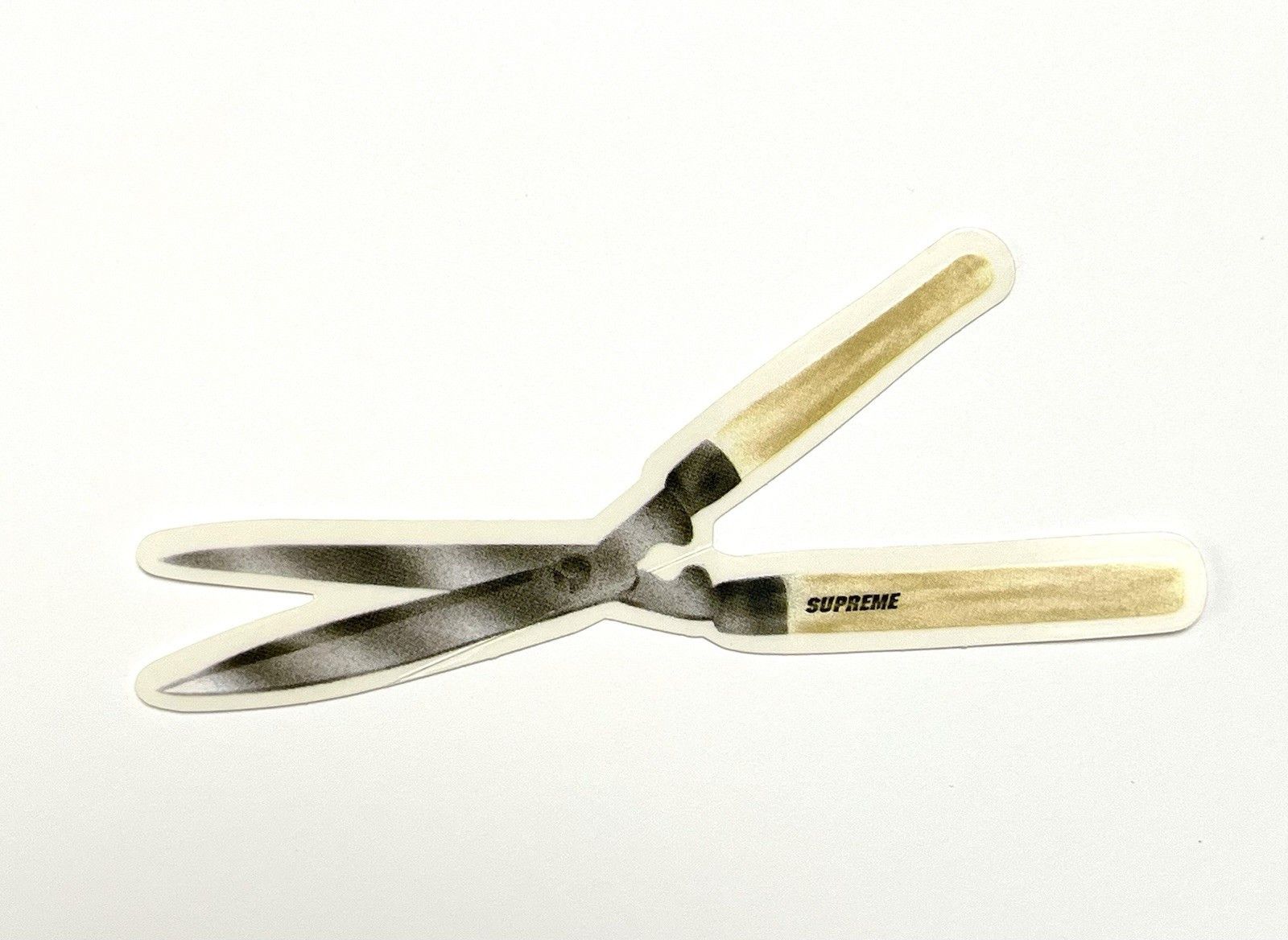 Supreme Supreme GARDEN HEDGE CUTTERS CLIPPERS Scissors SS19 Sticker Size ONE SIZE - 1 Preview