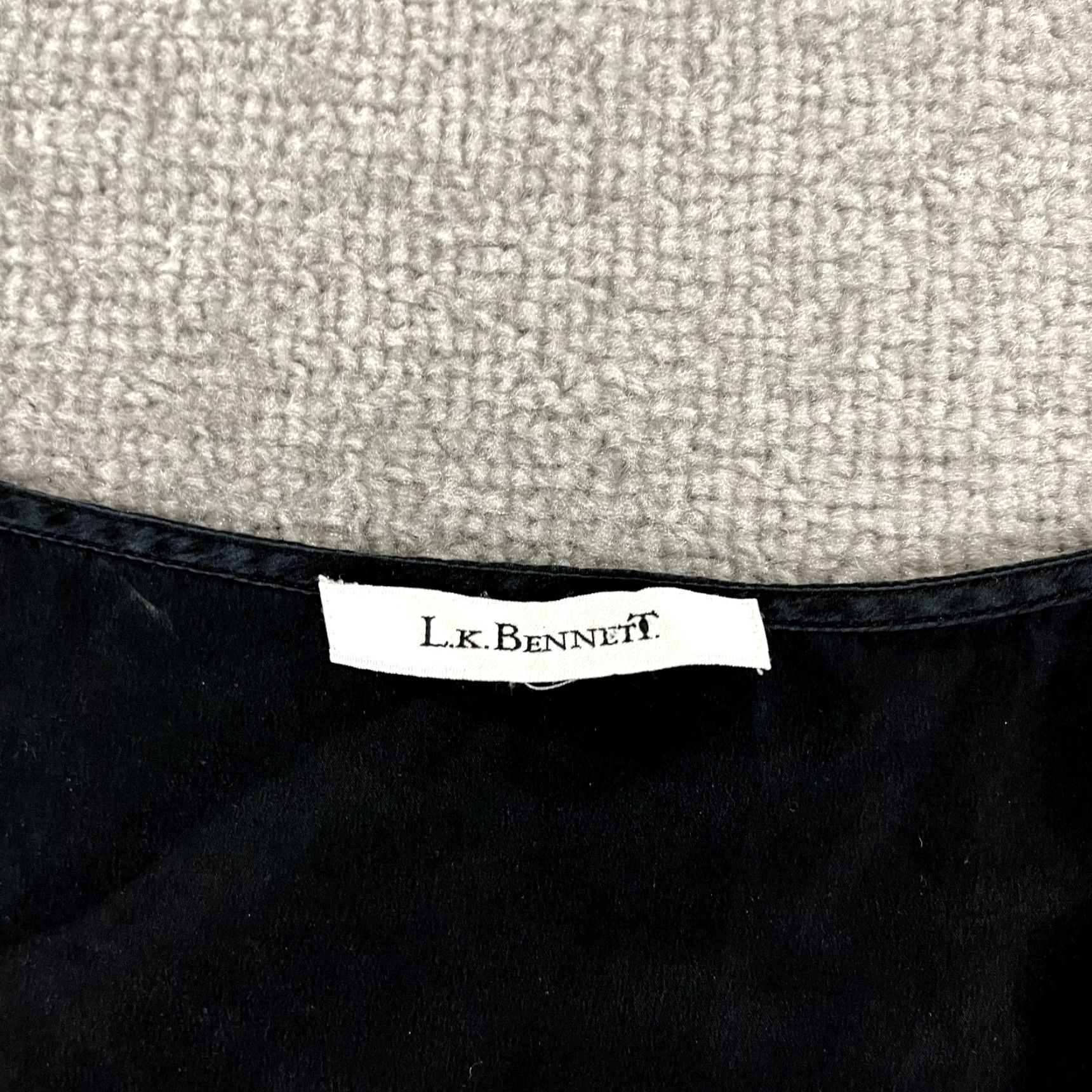 Vintage LK BENNETT Top Womens US 6/8 UK 10/12 Black Silk Blouse Sheer Square Neck Size M / US 6-8 / IT 42-44 - 2 Thumbnail