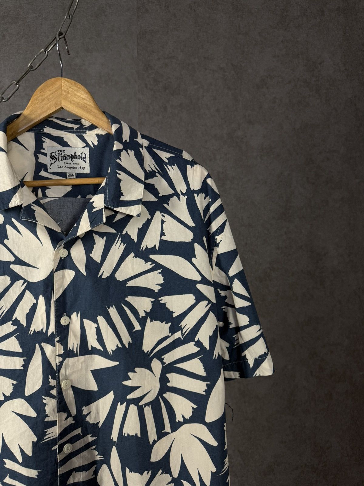The Stronghold The Stronghold crazy Hawaiian shirt Size US XXL / EU 58 / 5 - 2 Thumbnail