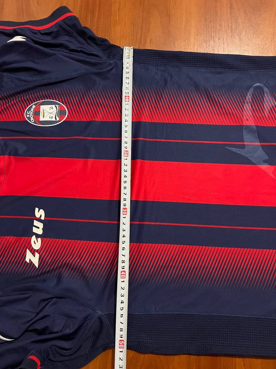 Sports Specialties 2018/19 CROTONE FC HOME SOCCER JERSEY FOOTBALL SHIRT ZEUS L Size US L / EU 52-54 / 3 - 17 Thumbnail