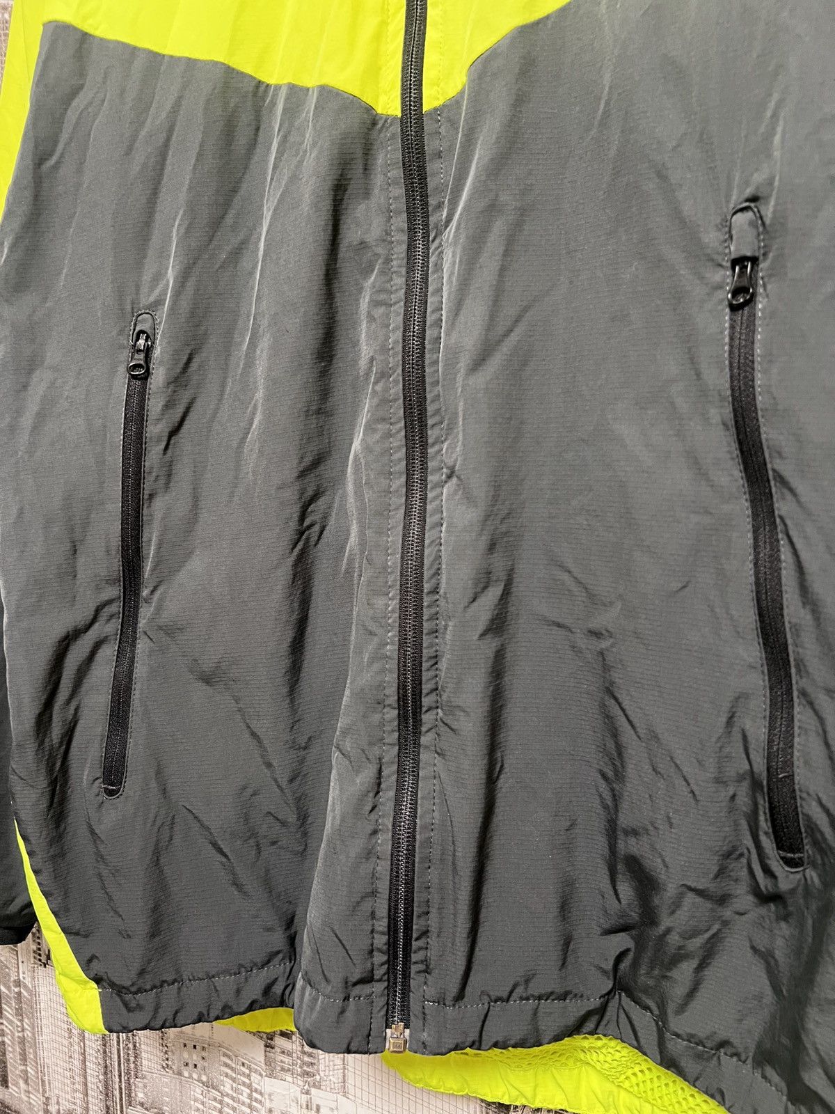 Nike Nike Nylon Running Windbreaker Shell Jacket Size L Size US L / EU 52-54 / 3 - 5 Thumbnail