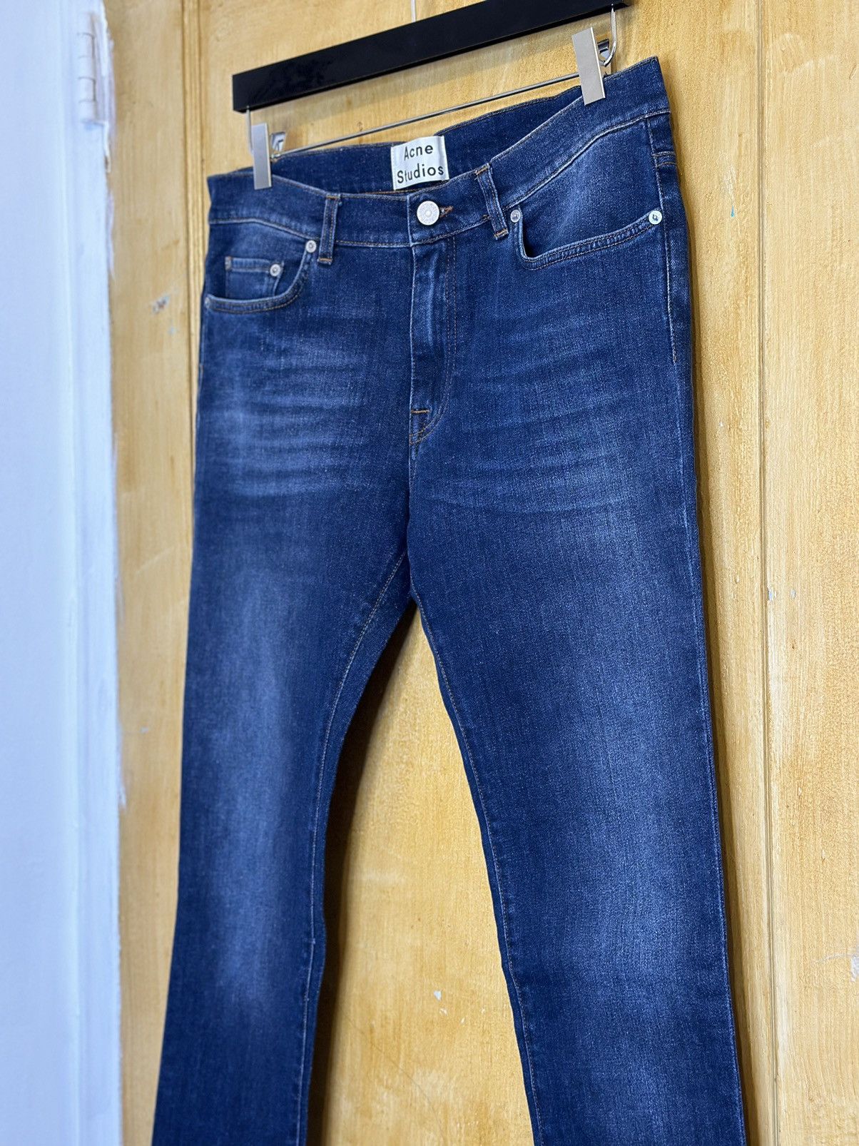 Acne Studios Dirty Wash “Thin” Spaniel Vint Denim Size US 32 / EU 48 - 2 Thumbnail