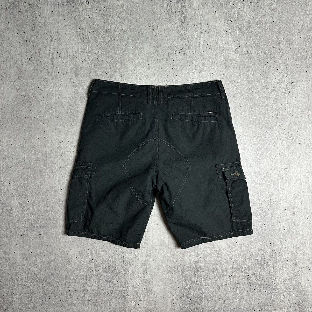 Oakley × Vintage Vintage Oakley Cargo Baggy Short Jorts Y2K 34 Size US 34 / EU 50 - 6 Thumbnail