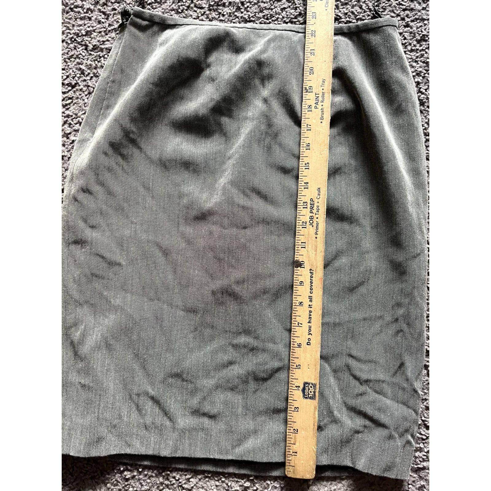 Calvin Klein Calvin Klein Women's Gray Pencil Skirt Size 6, Lined, Back Slit, Knee Length, Vintage No, Regular, Wool? Size 28" / US 6 / IT 42 - 4 Thumbnail