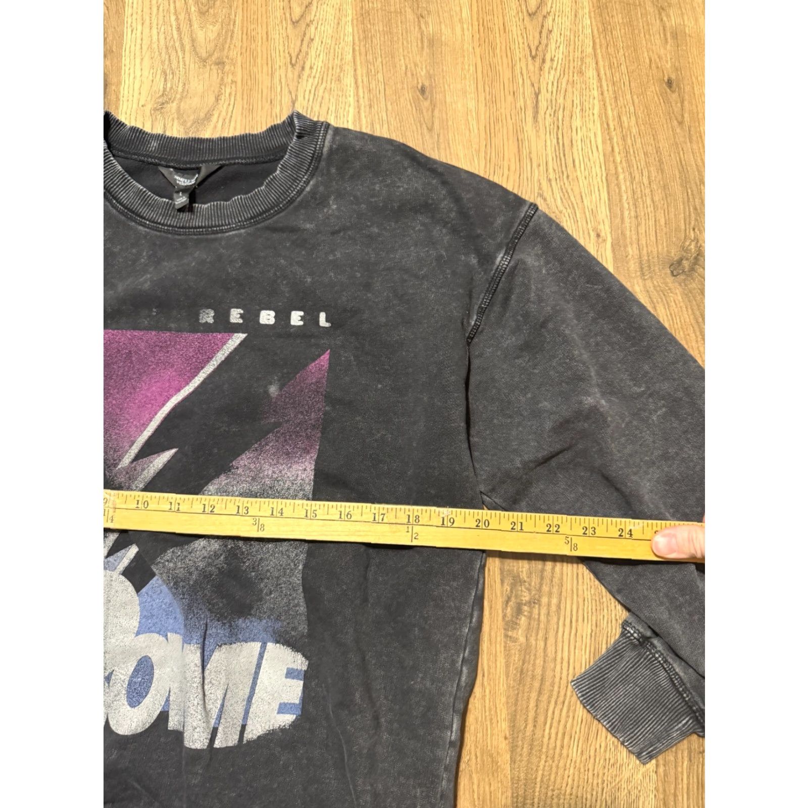 Vintage VINTAGE Simply Vera Wang Sweater Womens Large Black Purple Rebel Bowie Vintage Look Women L Pullover Knit Black Womens Pullover Sweater Size L / US 10 / IT 46 - 7 Thumbnail