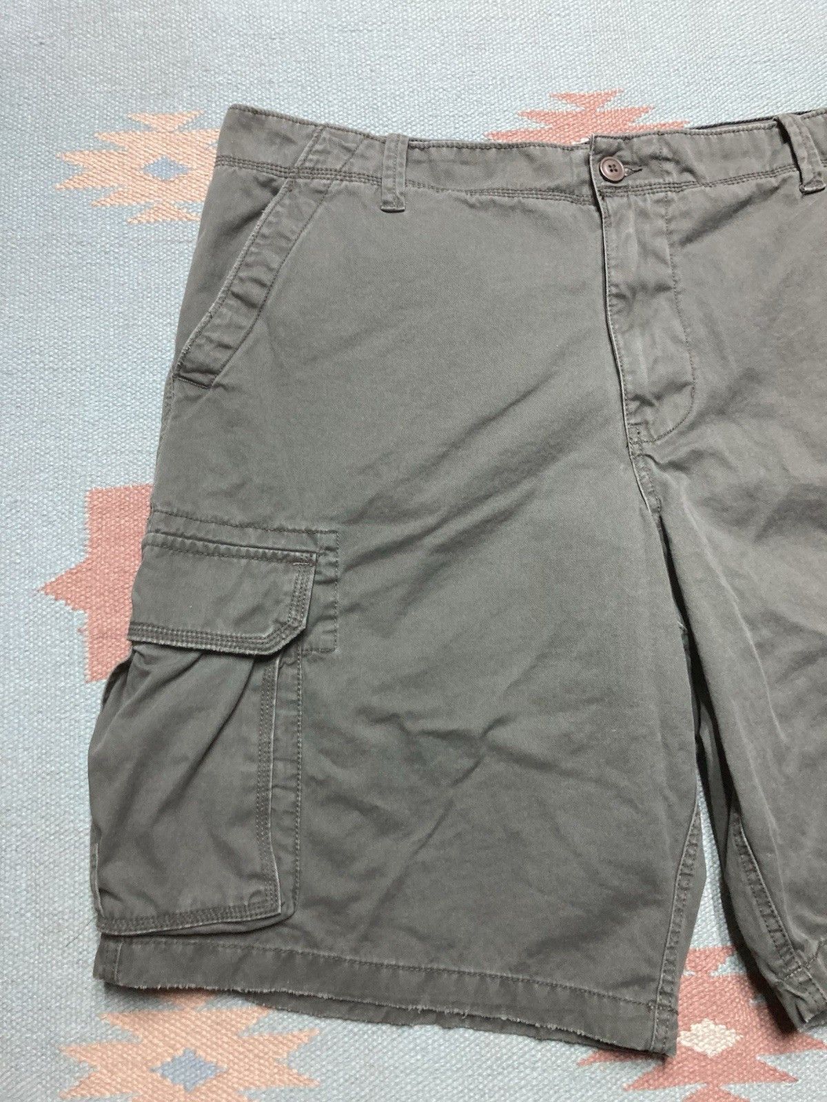 Vintage y2k baggy cargo shorts Route 66 dark green skater utility 42 Size US 42 / EU 58 - 3 Thumbnail