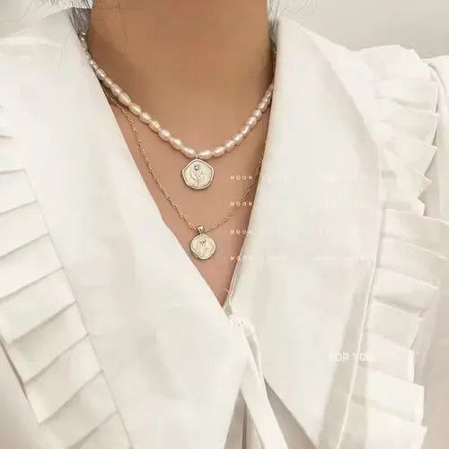 Jewelry Retro Rose Flower Pendant Pearl Chain Necklace Size ONE SIZE - 3 Thumbnail