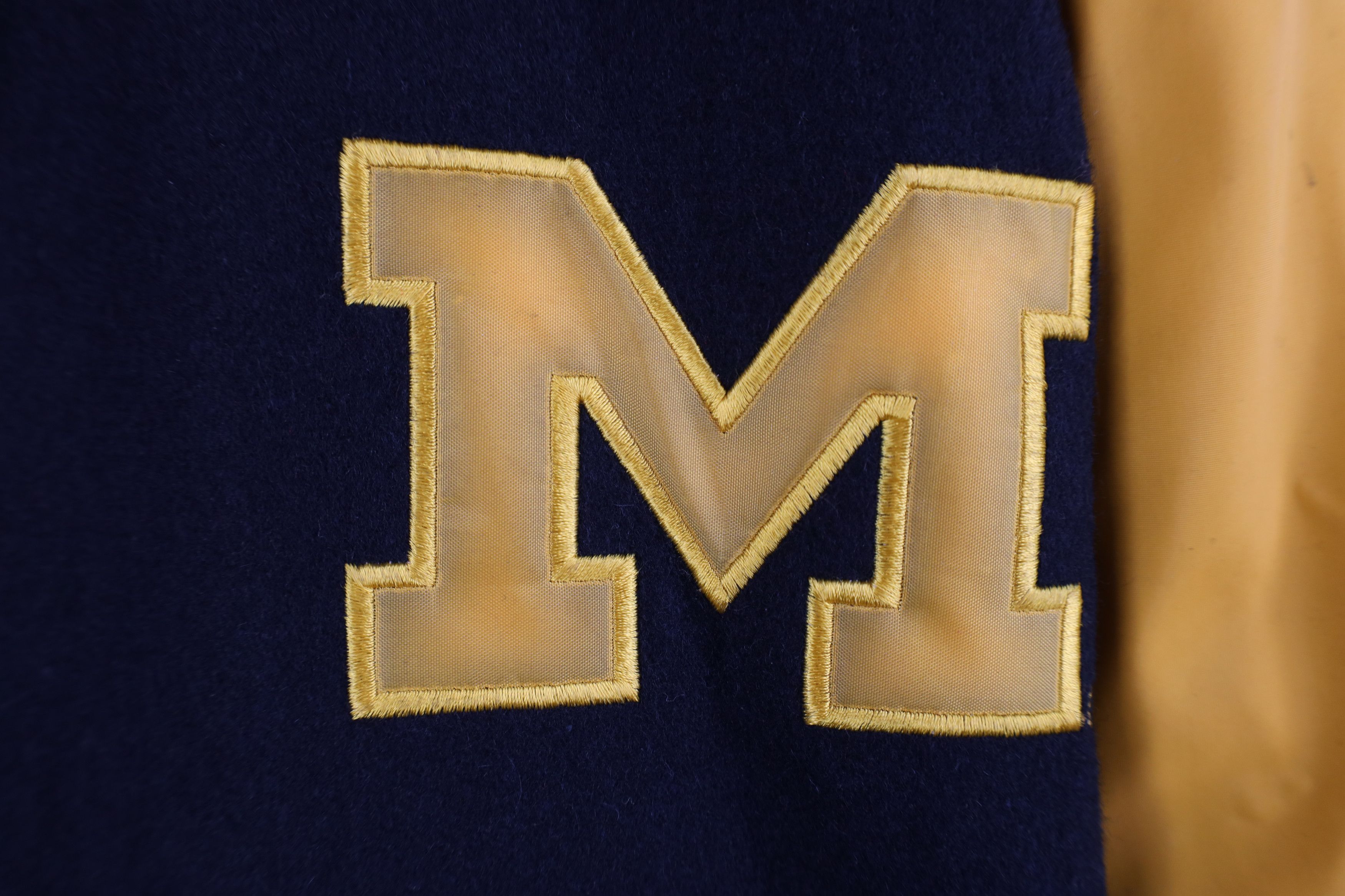 Vintage Vintage 90s Y2K Reversible University of Michigan Jacket Size US XXL / EU 58 / 5 - 4 Thumbnail