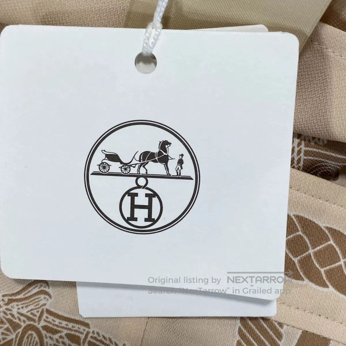Hermes hermes silk half skirt in beige. Size 33" - 6 Thumbnail