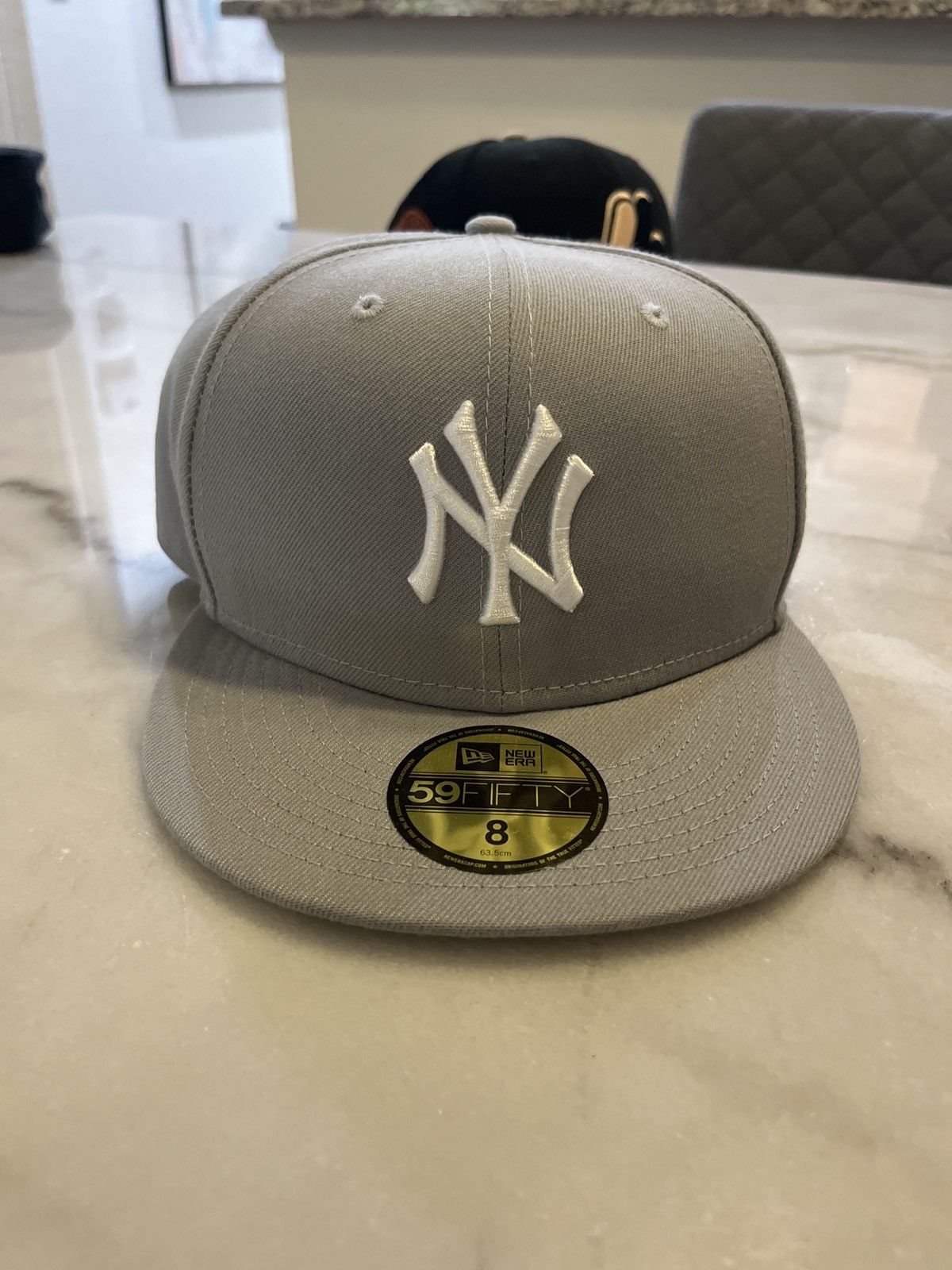 New Era All Grey Yankees Fitted Hat Size 8 Size ONE SIZE - 2 Thumbnail