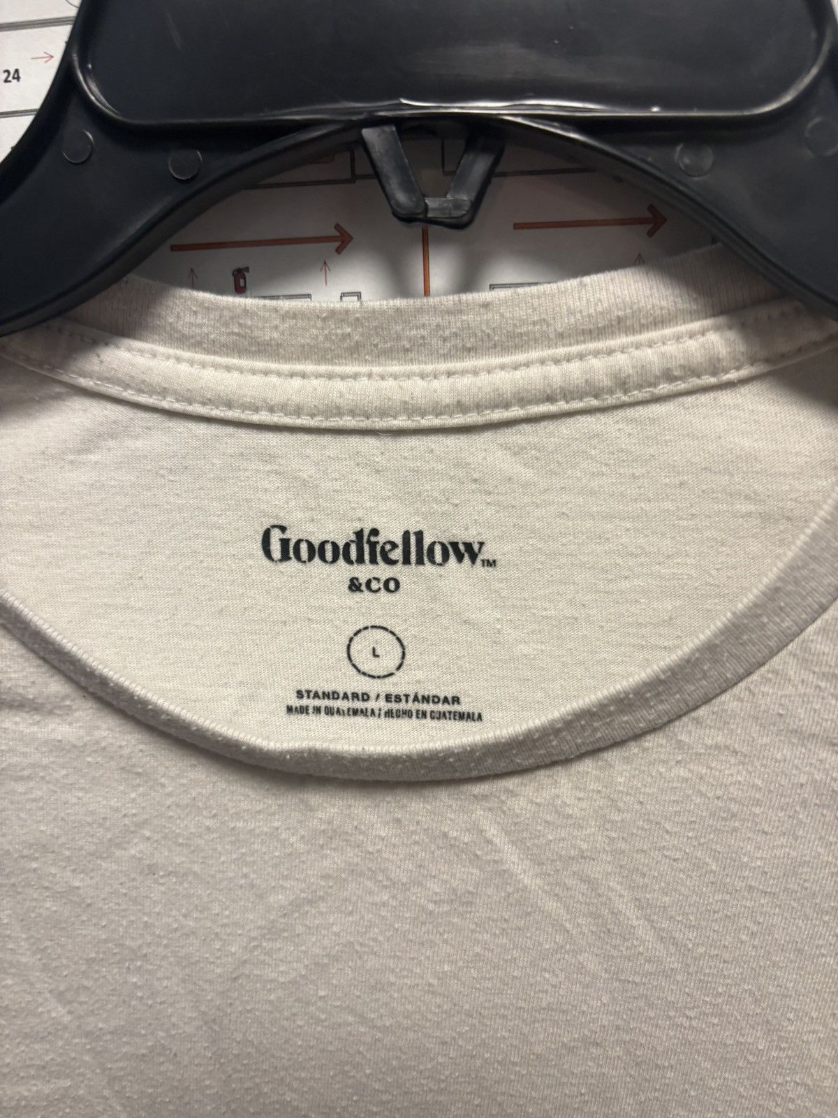 Other Goodfellow & Co Men's White Nature Graphic Crew Neck Tee L Size US L / EU 52-54 / 3 - 3 Thumbnail