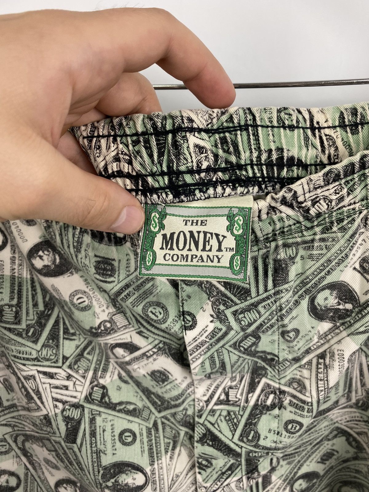 Vintage 💸 Vintage 90s Dollars monogram shorts art crazy hype Y2K USA Size US 34 / EU 50 - 4 Thumbnail