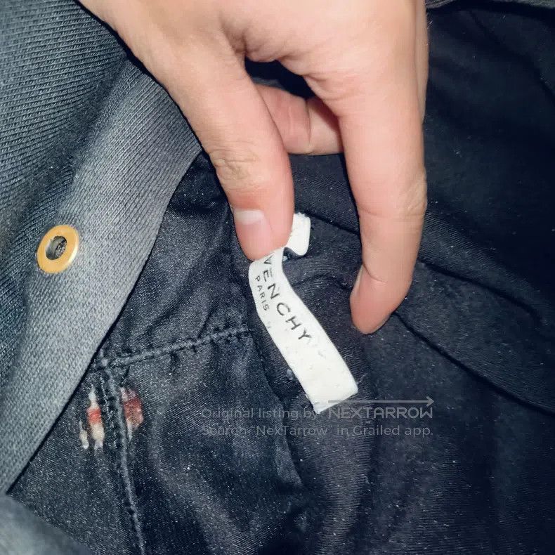 Givenchy Givenchy Distressed Logo T-Shirt Size US M / EU 48-50 / 2 - 3 Thumbnail