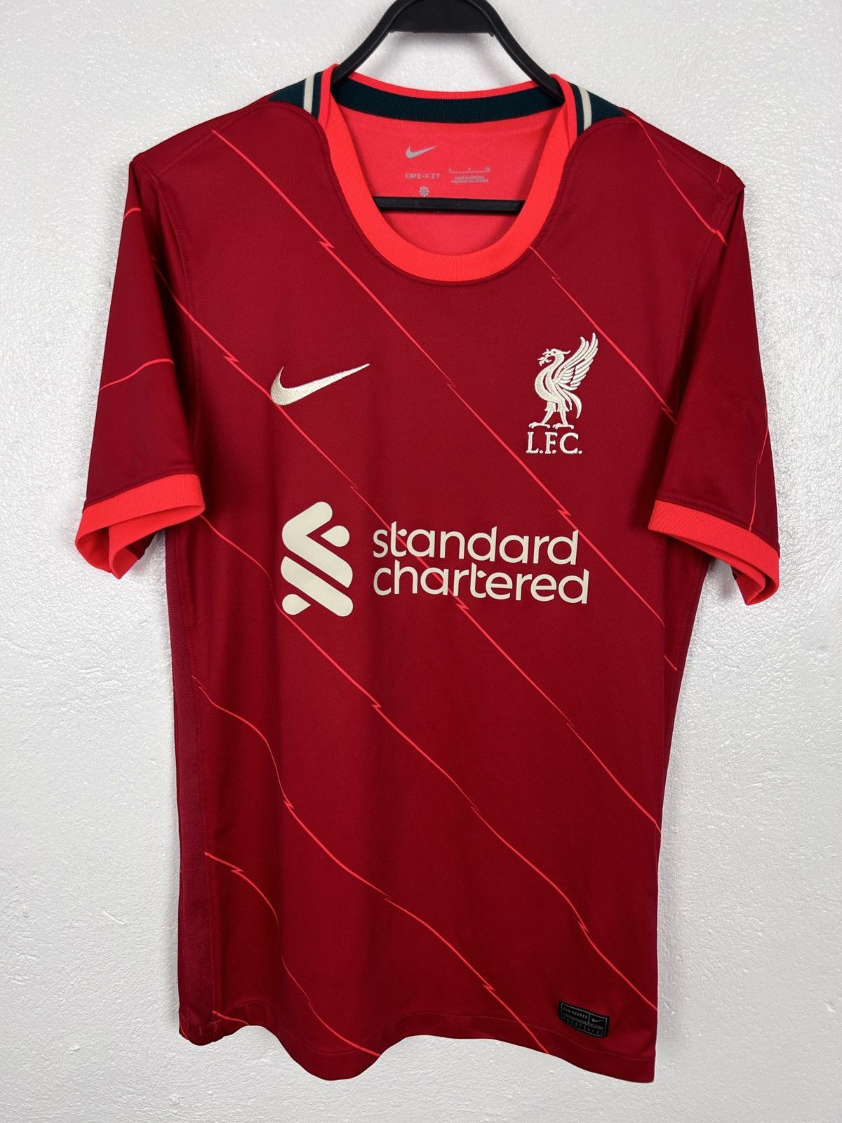 Nike Nike x Liverpool FC 2021/22 Home Kit Soccer Jersey Size US S / EU 44-46 / 1 - 1 Thumbnail