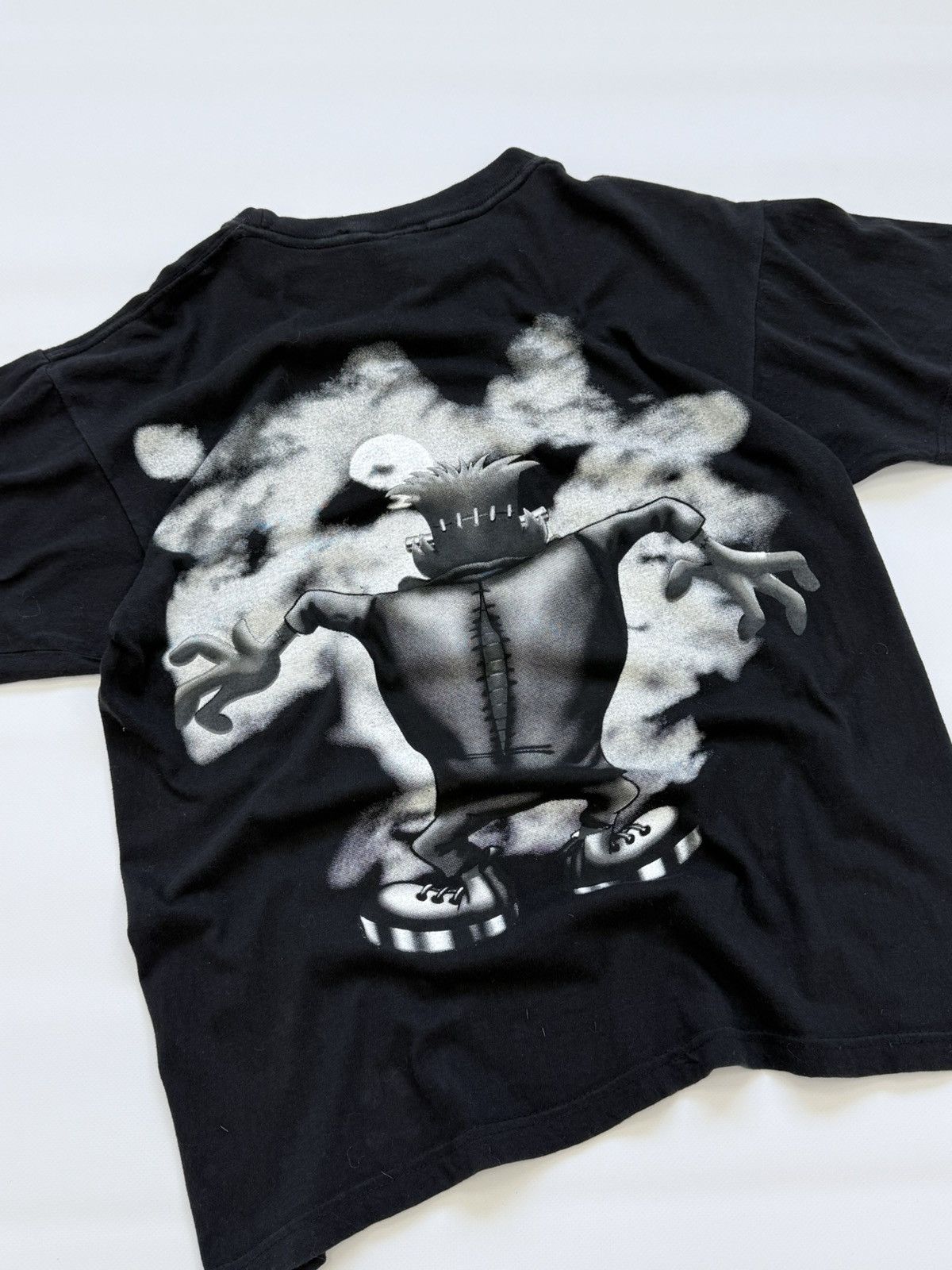 Cartoon Network Vintage 90s Taz Frankenstein Looney Tunes AOP T-Shirt Size US M / EU 48-50 / 2 - 6 Thumbnail