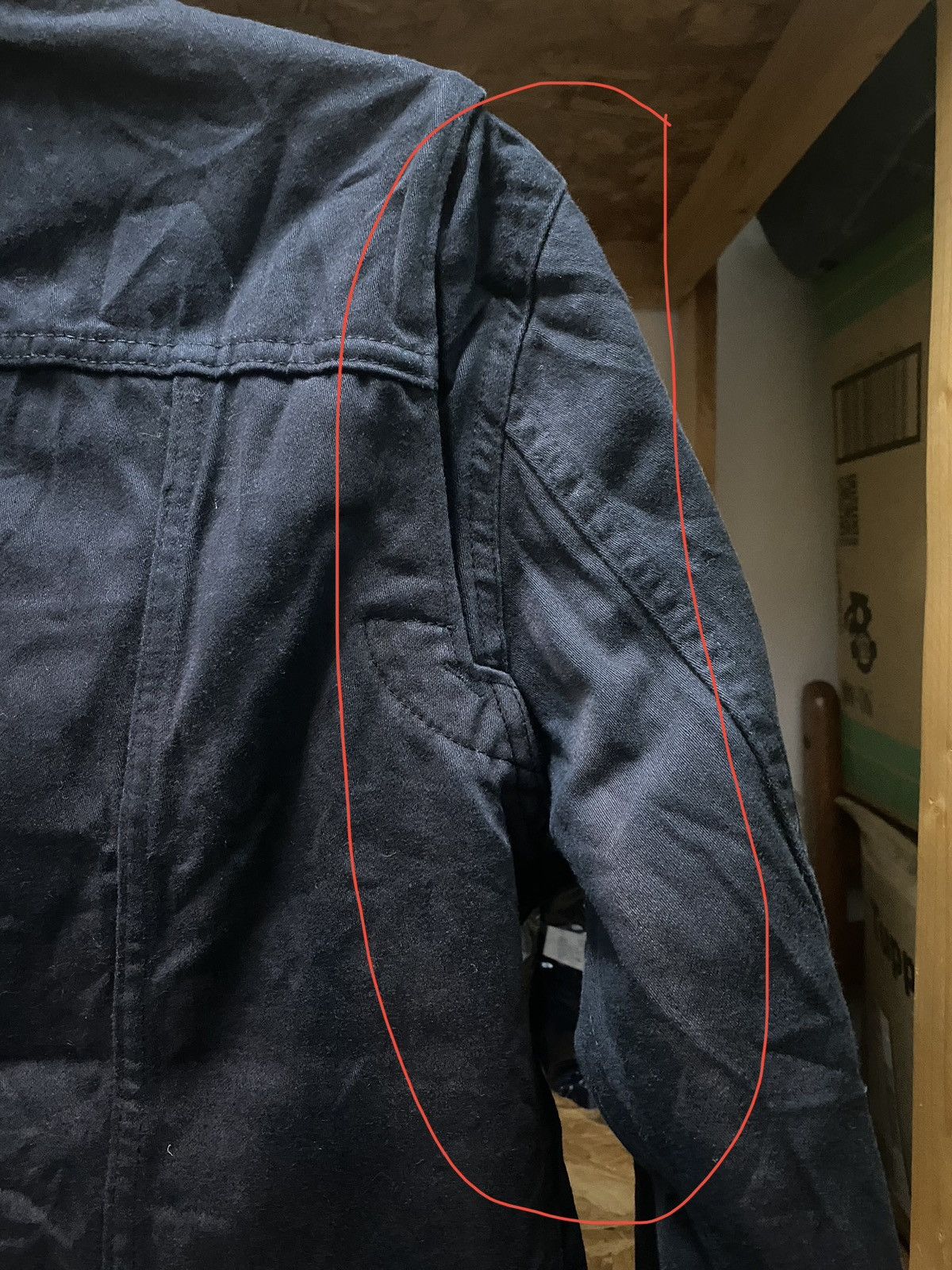 Vintage DISTRESSED WRANGLER DENIM JACKET Size US M / EU 48-50 / 2 - 13 Thumbnail