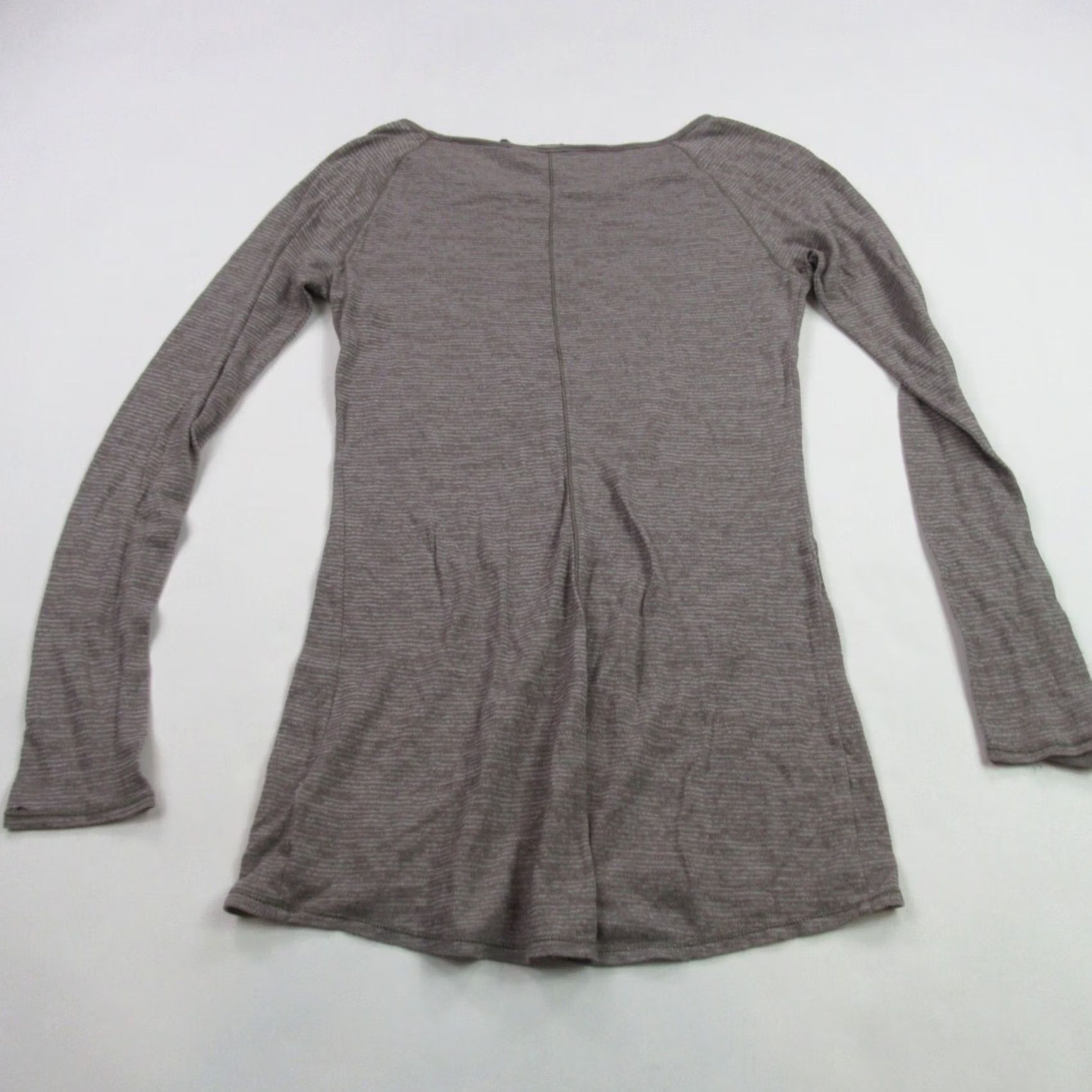 Athleta Athleta Shirt Womens 2XS Lightweight Long Sleeve Stretch Crew Neck Pullover Gray Knit Pattern Striped Activewear Casual Pullover Size XXS / US 00 / IT 34 - 6 Thumbnail