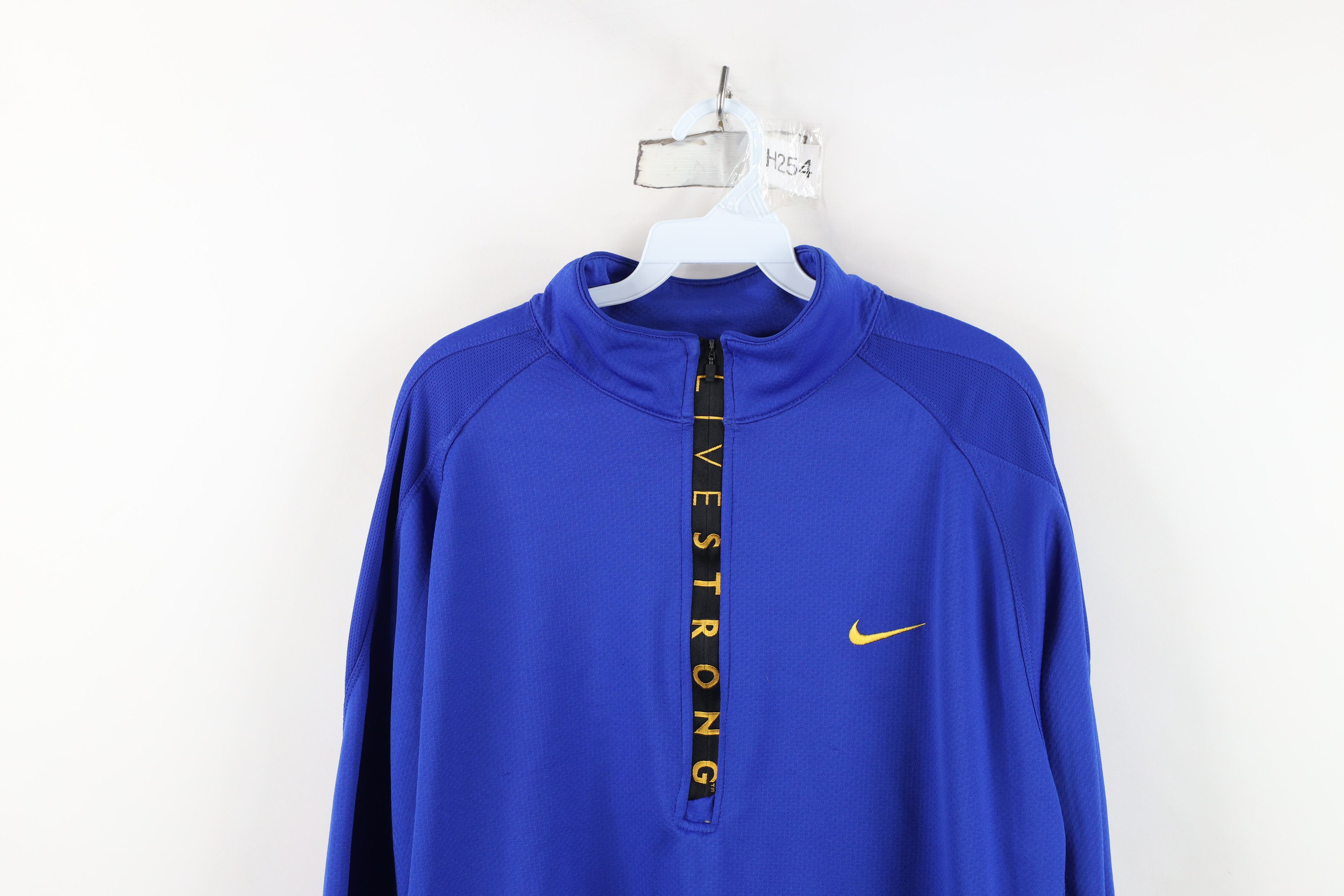 Nike Vintage Nike Livestrong Thermal Knit Pullover Top Jacket Size US XL / EU 56 / 4 - 2 Thumbnail