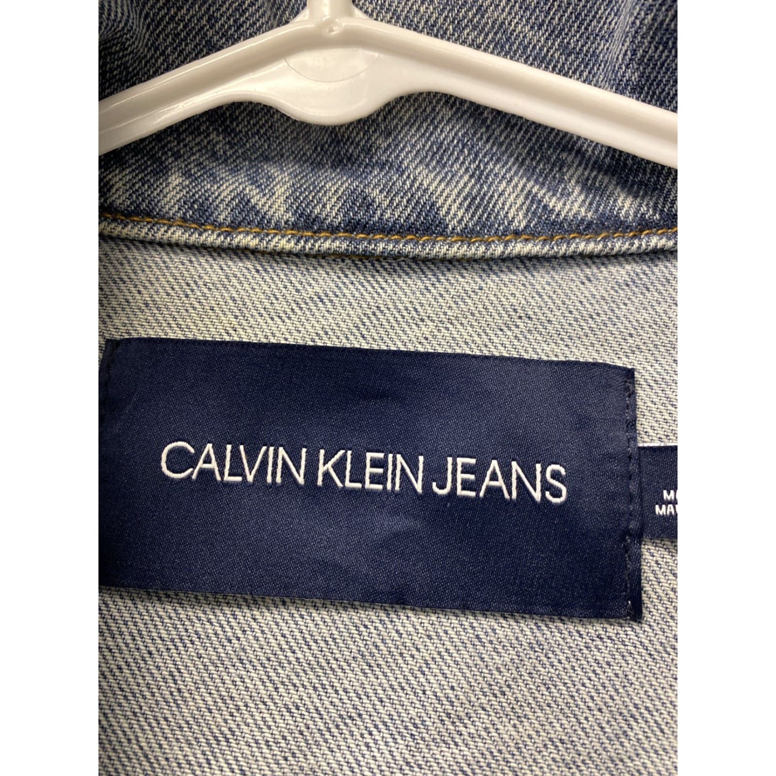Calvin Klein VINTAGE Calvin Klein Denim Jacket Trucker Light Wash Blue Adult Medium Mens Retro Style Jean Coat Size US 31 - 4 Thumbnail