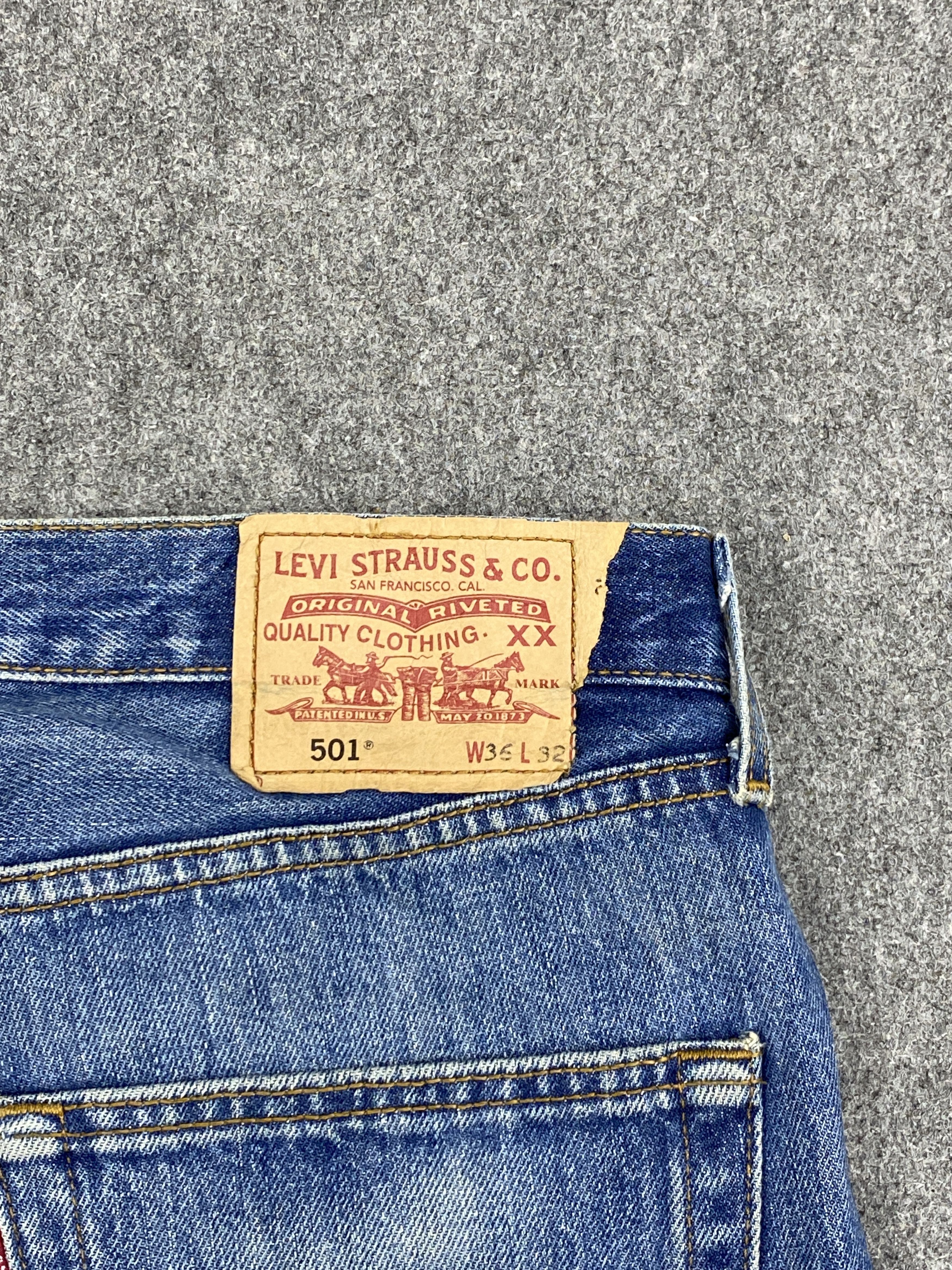 Levi's Distressed Blue Denim Vintage Levis 501 Jeans DP2804 Size US 38 / EU 54 - 5 Thumbnail