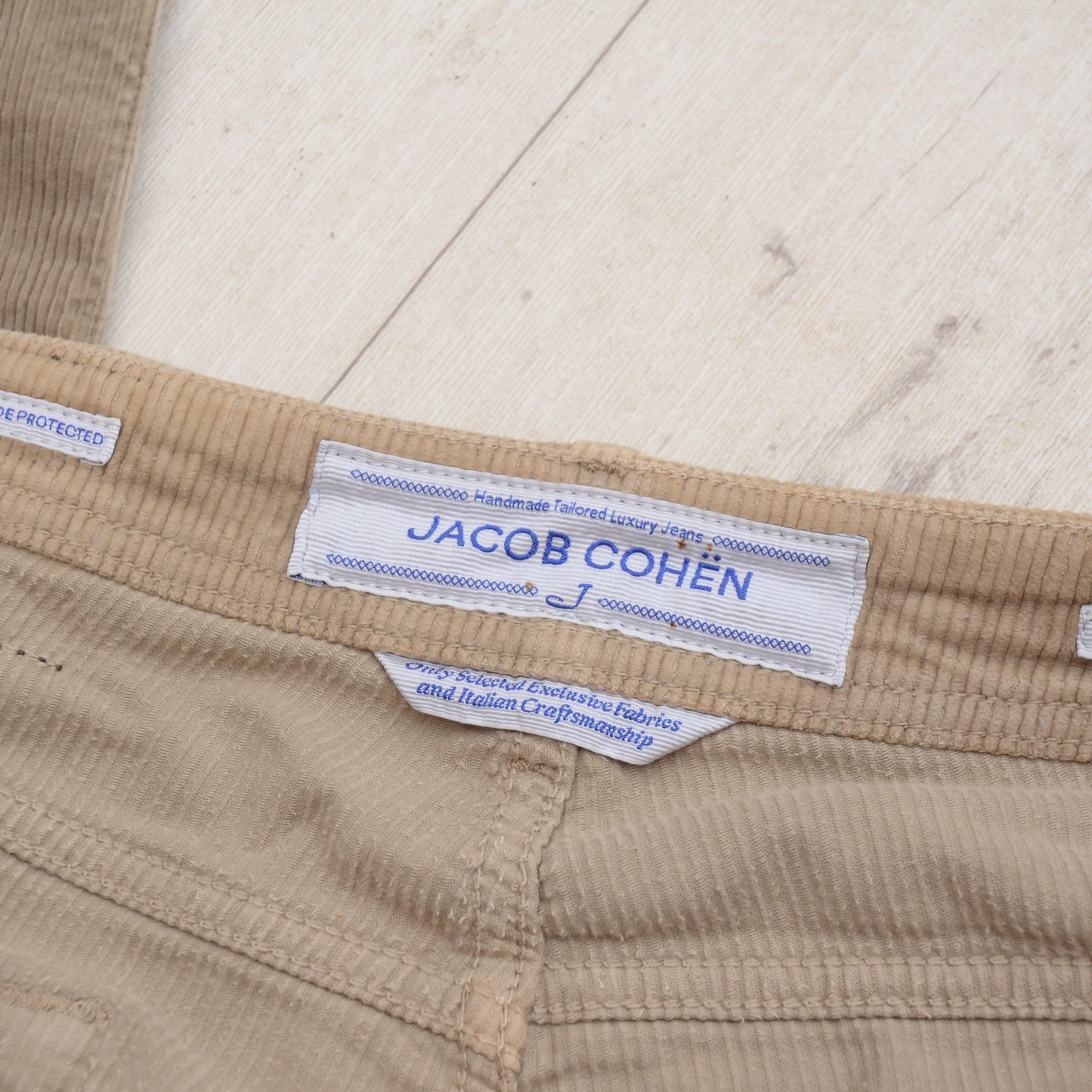 Jacob Cohen Jacob Cohen Classic Corduroy Bard Chino W36 Pants Size US 36 / EU 52 - 14 Thumbnail