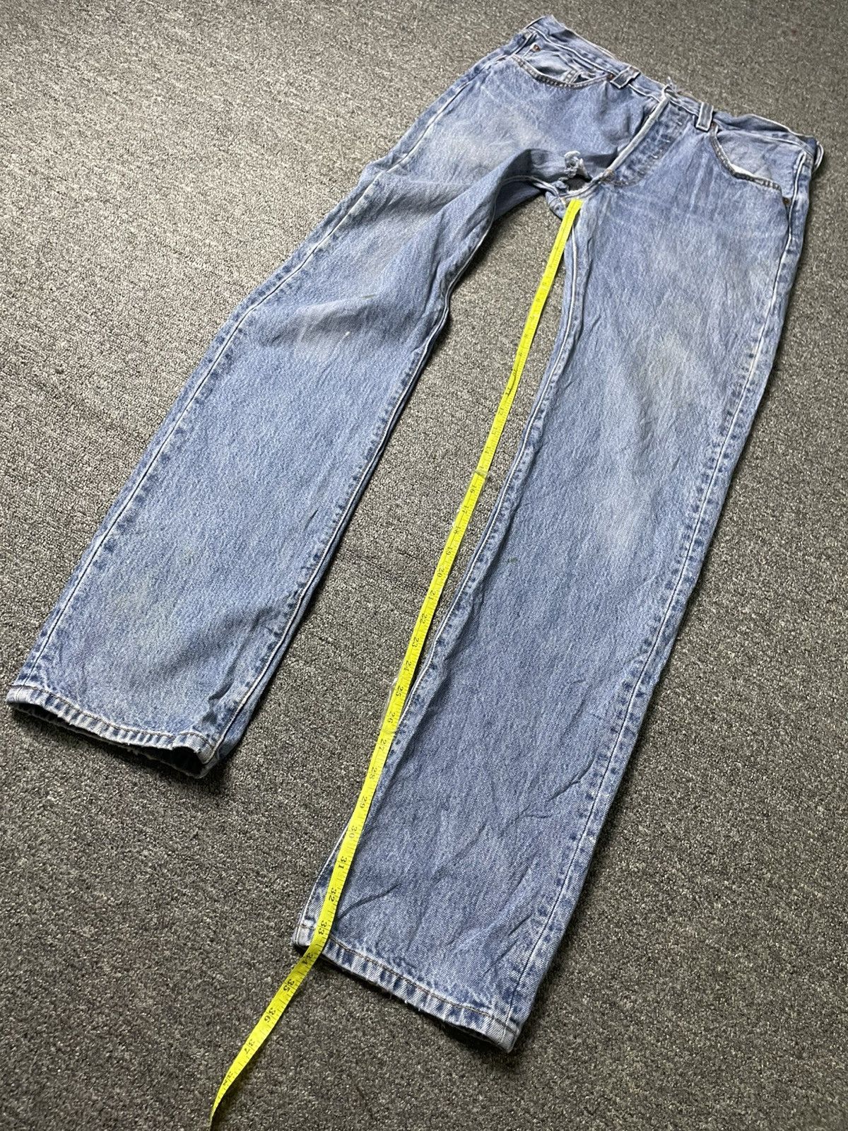 Levi's × Vintage LEVIS 501 Straight Cut Fit Jeans (106) Size US 31 - 6 Thumbnail