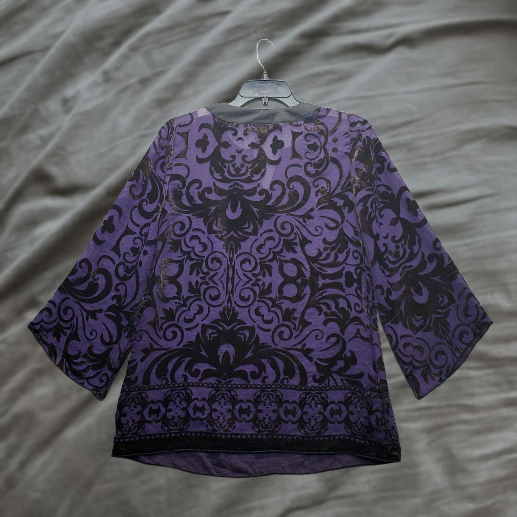 Alfani Alfani Womens Blouse Tunic Shirt Size 8 Multicolor Beaded V-Neck Long Sleeve Geometric Pattern Size M / US 6-8 / IT 42-44 - 1 Thumbnail