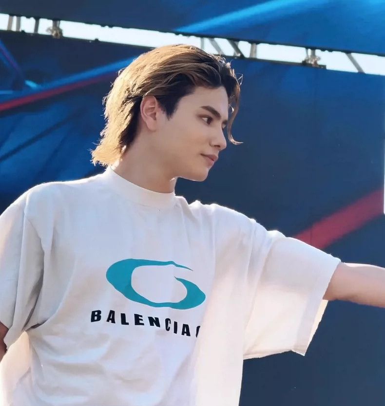 Balenciaga Balenciaga Blue ring letter Logo printed short sleeve T-sh Size US M / EU 48-50 / 2 - 6 Thumbnail