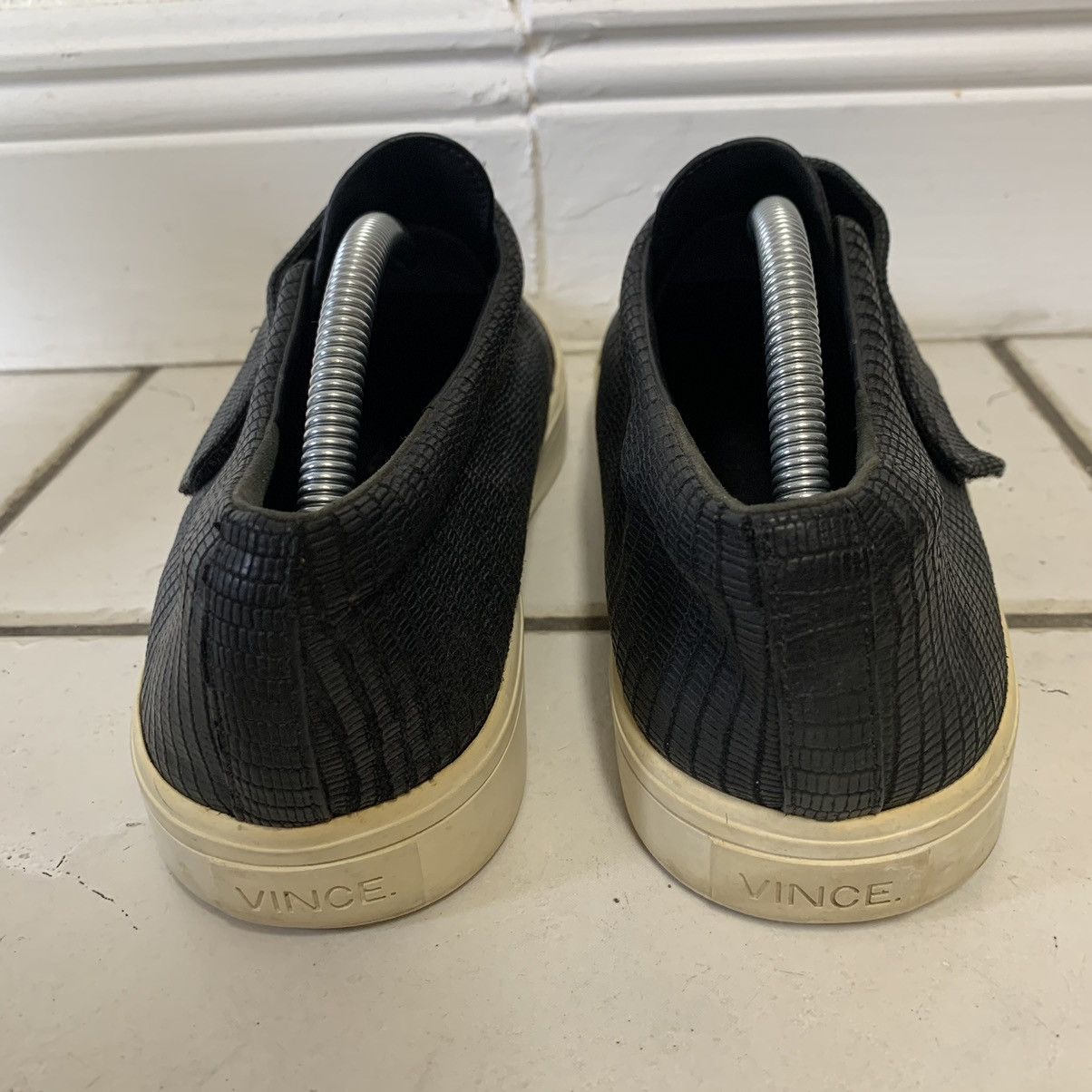 Vince Vince Low Top Snake Skin Sneakers Size 11 Size US 11 / IT 41 - 5 Thumbnail