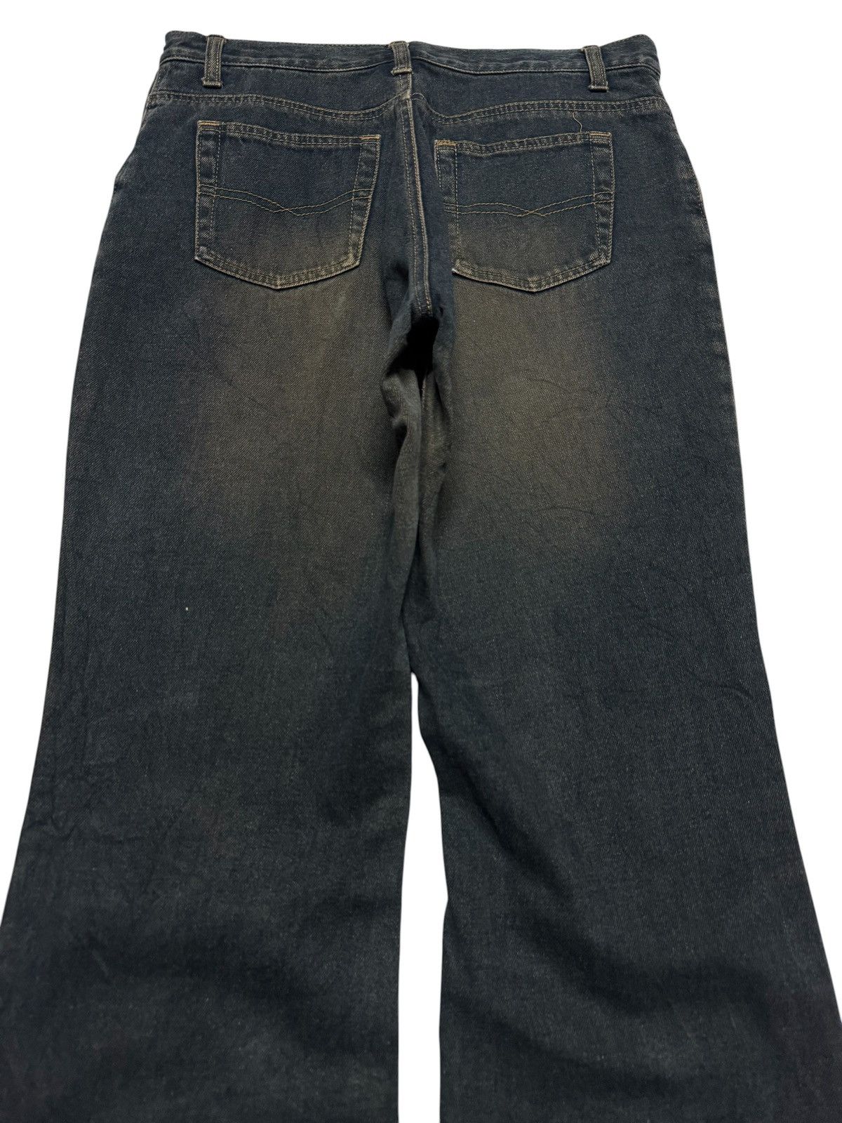 Tornado Mart VINTAGE JAPANESE FLARED RUSTY MUDWASHED DARK DENIM Size US 30 / EU 46 - 12 Thumbnail