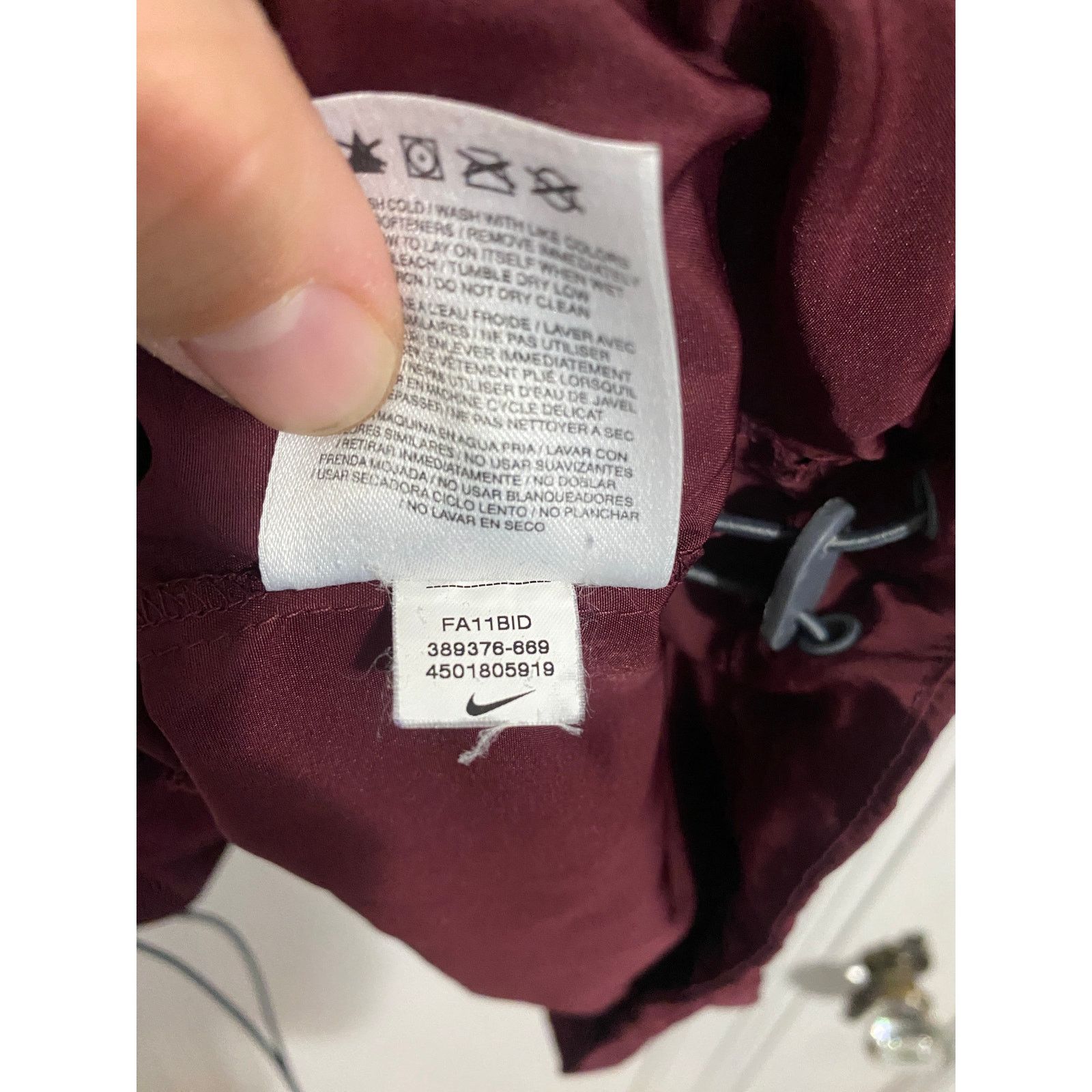 Nike Minnesota Golden Gophers Nike Short-Sleeve Windbreaker XXL Size US XXL / EU 58 / 5 - 5 Thumbnail