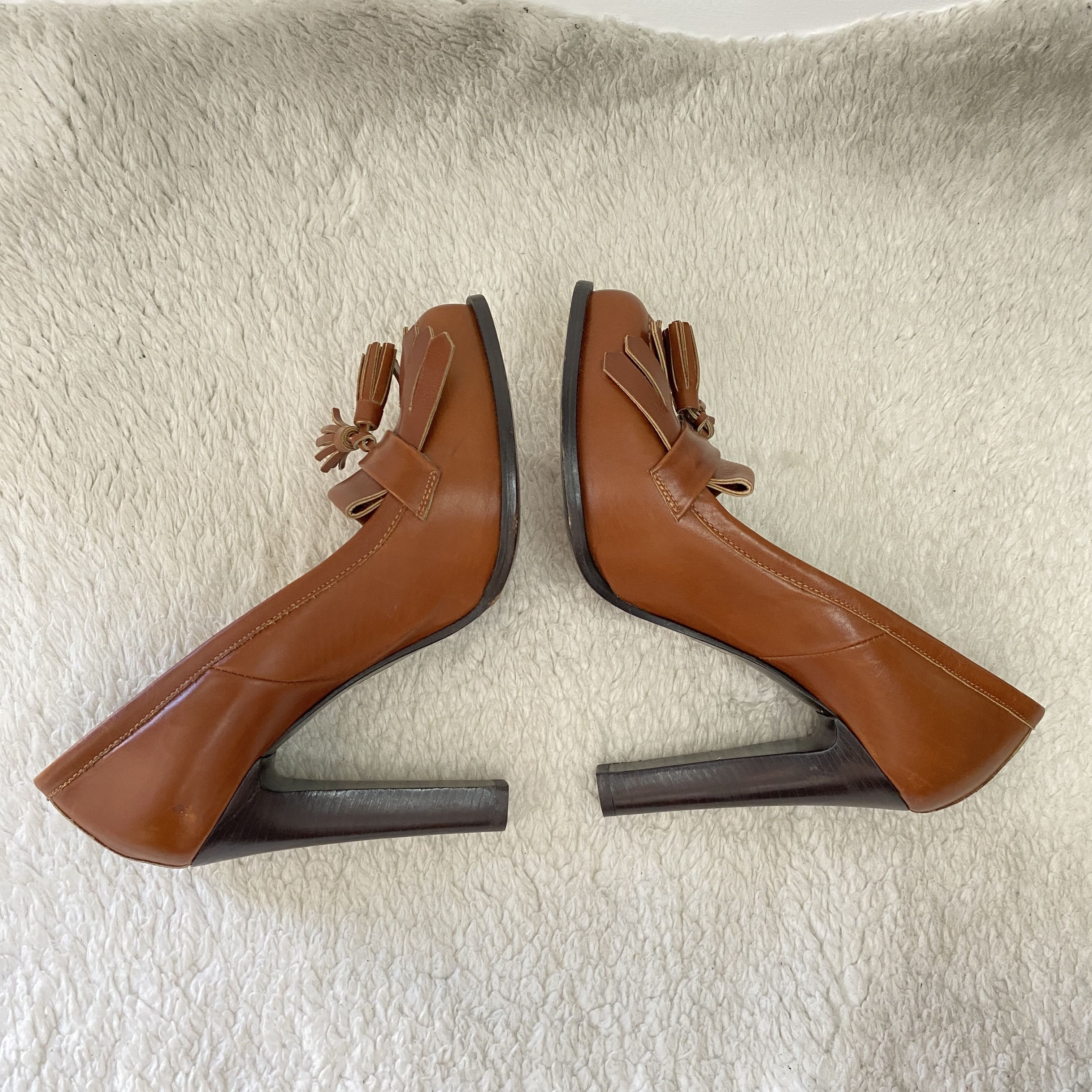 Aquascutum Aquascutum Leather Tassel Block Heel Pumps EU 39 Size US 8.5 / IT 38.5 - 6 Thumbnail