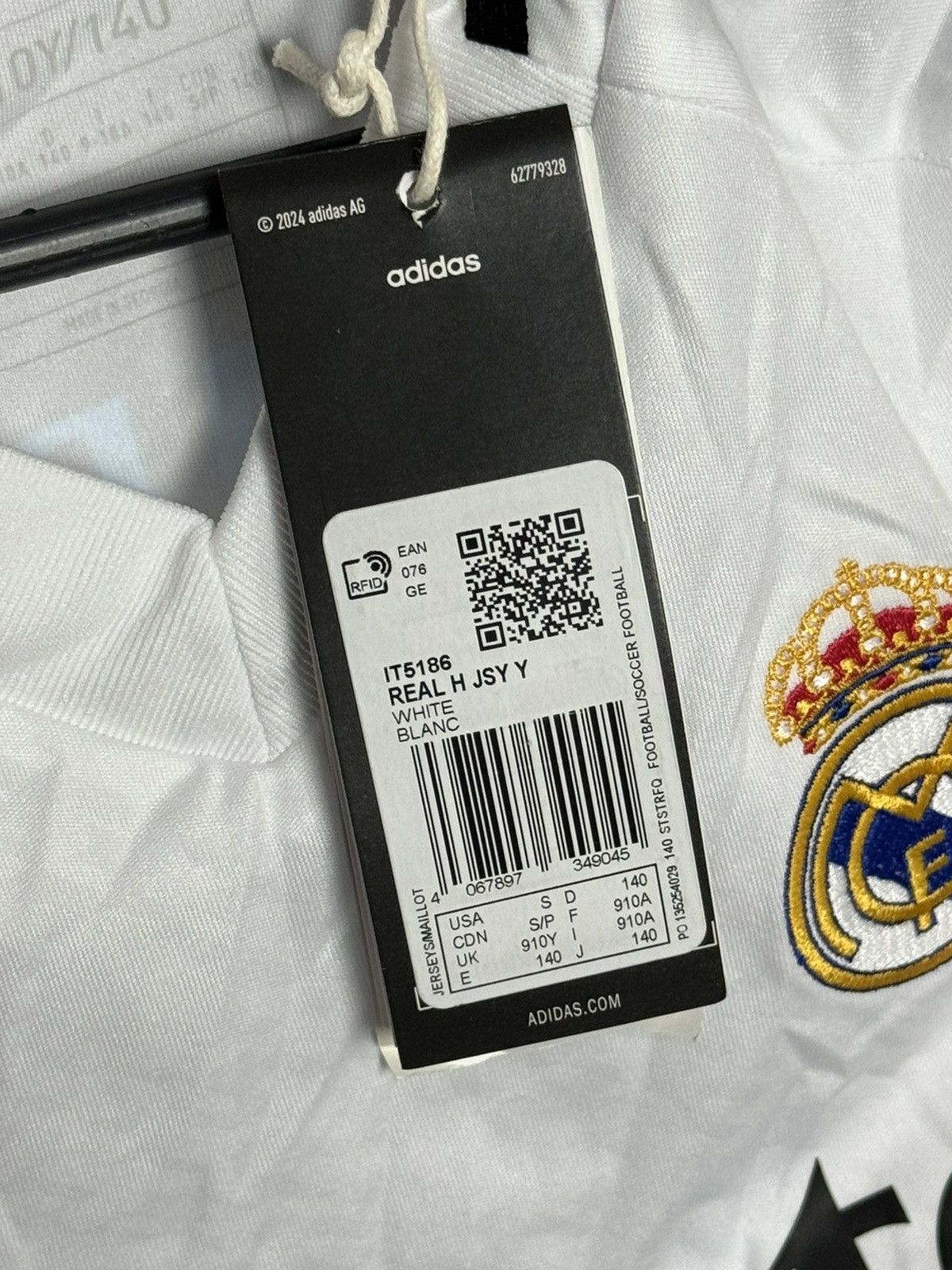 Adidas KIDS New Real Madrid 24/25 Home Mbappe Football Jersey Size US XS / EU 42 / 0 - 11 Thumbnail