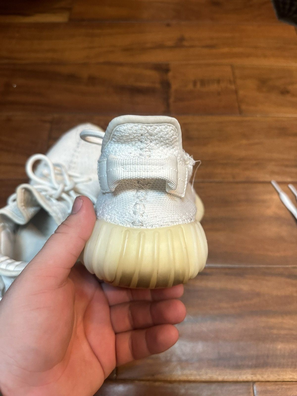Yeezy Yeezy 350 V2 White Size US 6.5 / EU 39-40 - 15 Thumbnail