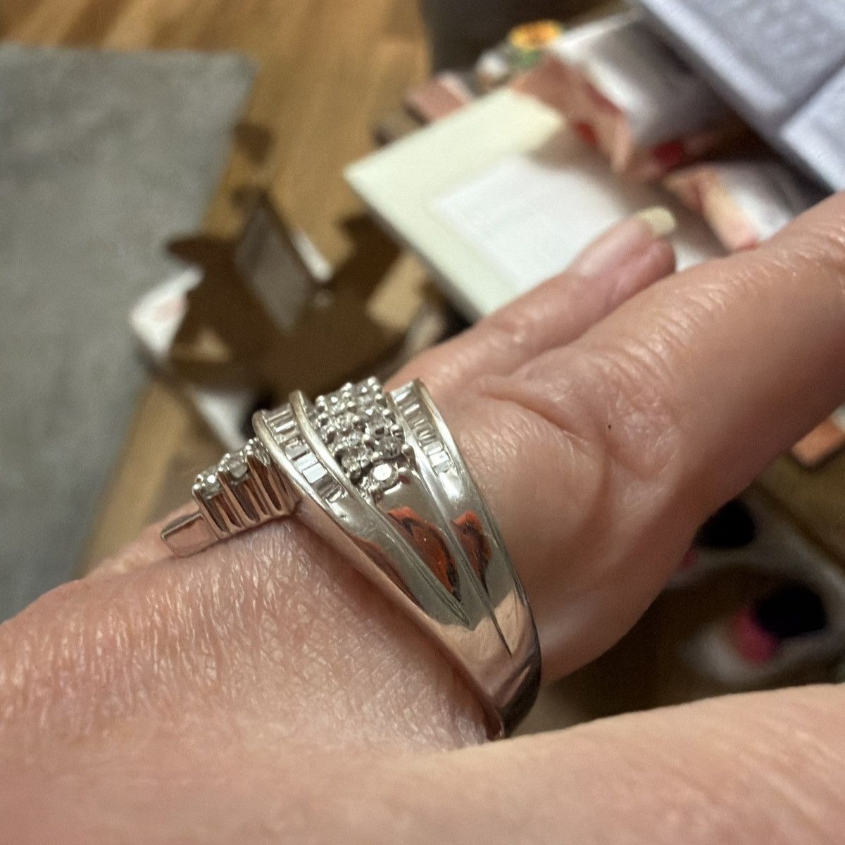 Other 10kt white gold diamond bypass ring 1.00 carat Size ONE SIZE - 5 Thumbnail