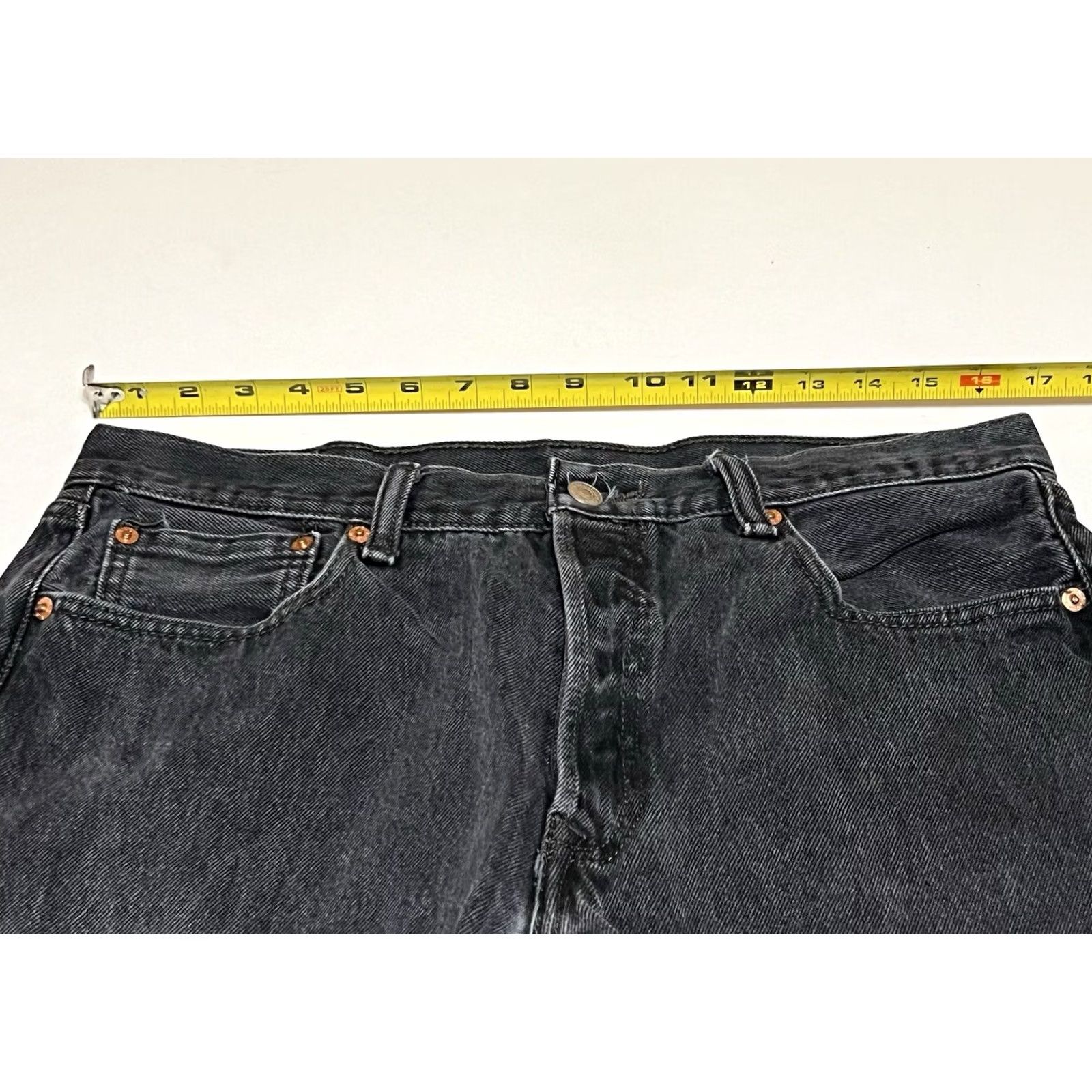 Levi's VINTAGE Levi’s 501 Jeans Men’s Regular 34x30 Black Denim Button Fly Straight 501 Series Mens Comfort Pockets Size US 34 / EU 50 - 3 Thumbnail