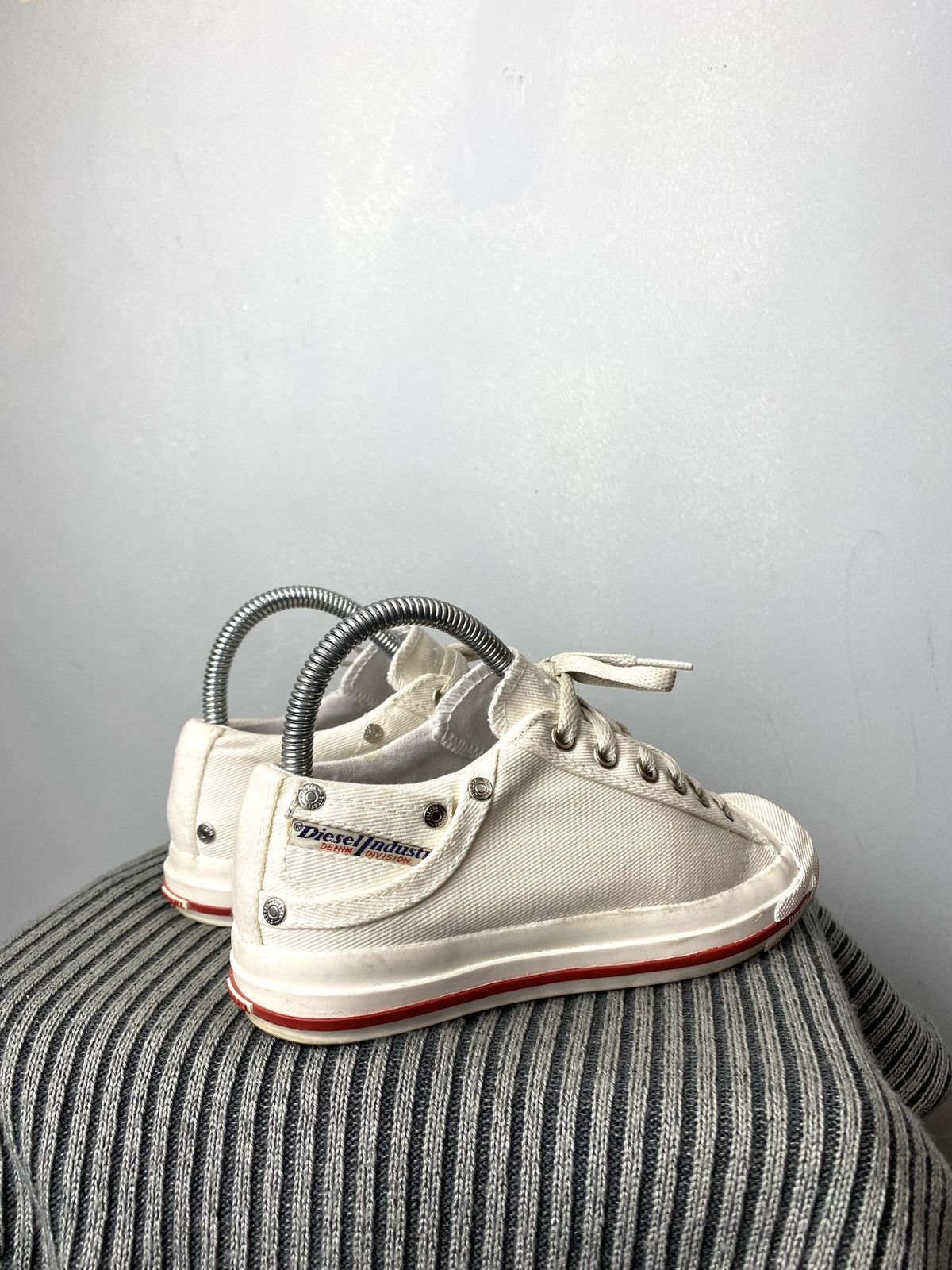 Diesel Vintage Diesel Low Top Design Denim Sneakers Bw Sport Size US 6 / IT 36 - 8 Thumbnail